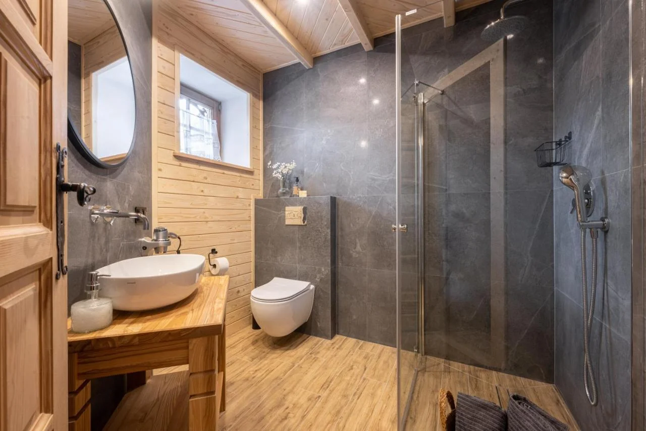 Jedinečné pokoje v Zakopaném: exkluzivní vstup do SPA a snídaně v ceně