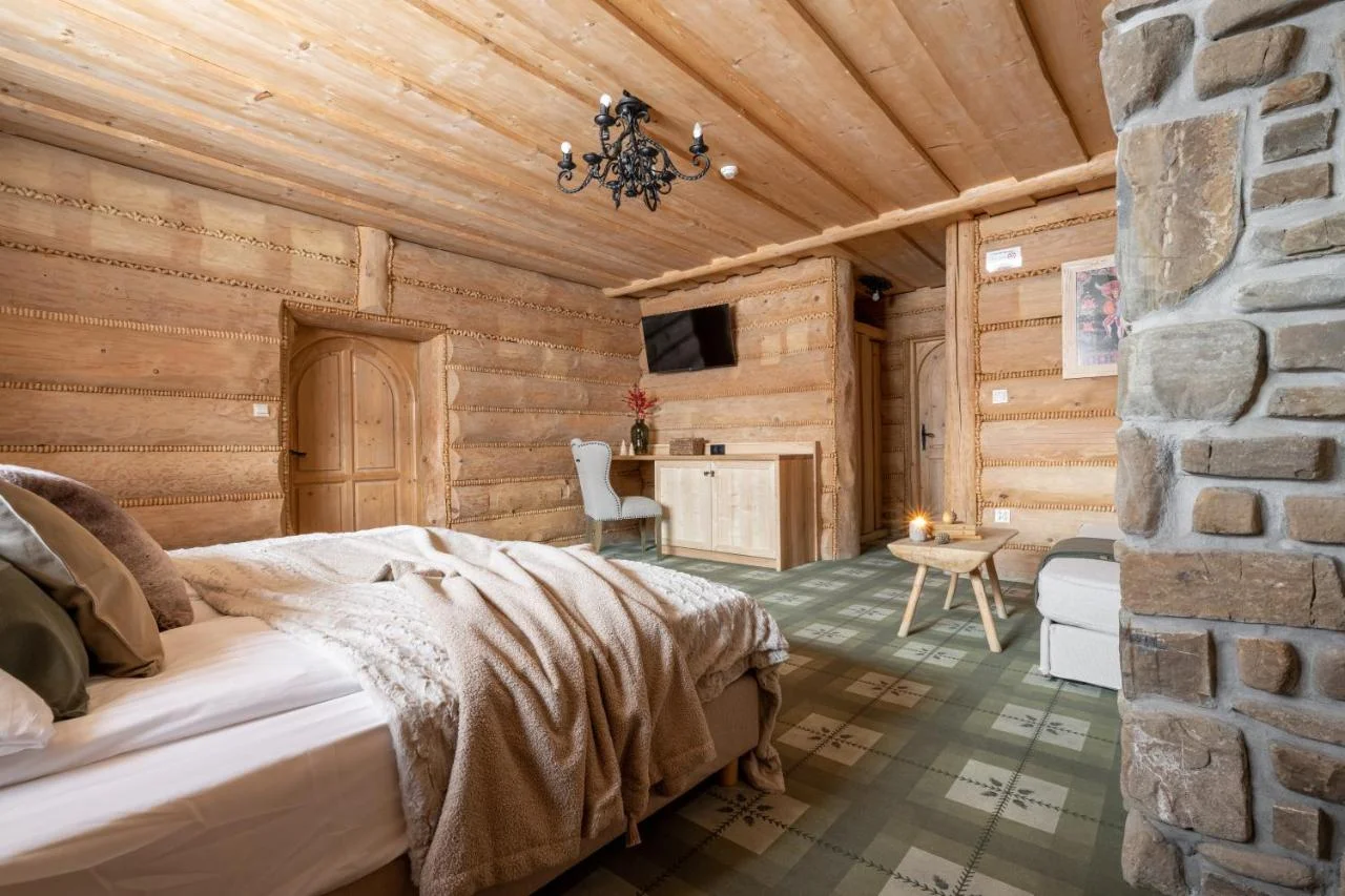 Dovolená v Zakopaném: autentické pokoje nebo apartmány, snídaně i privátní wellness