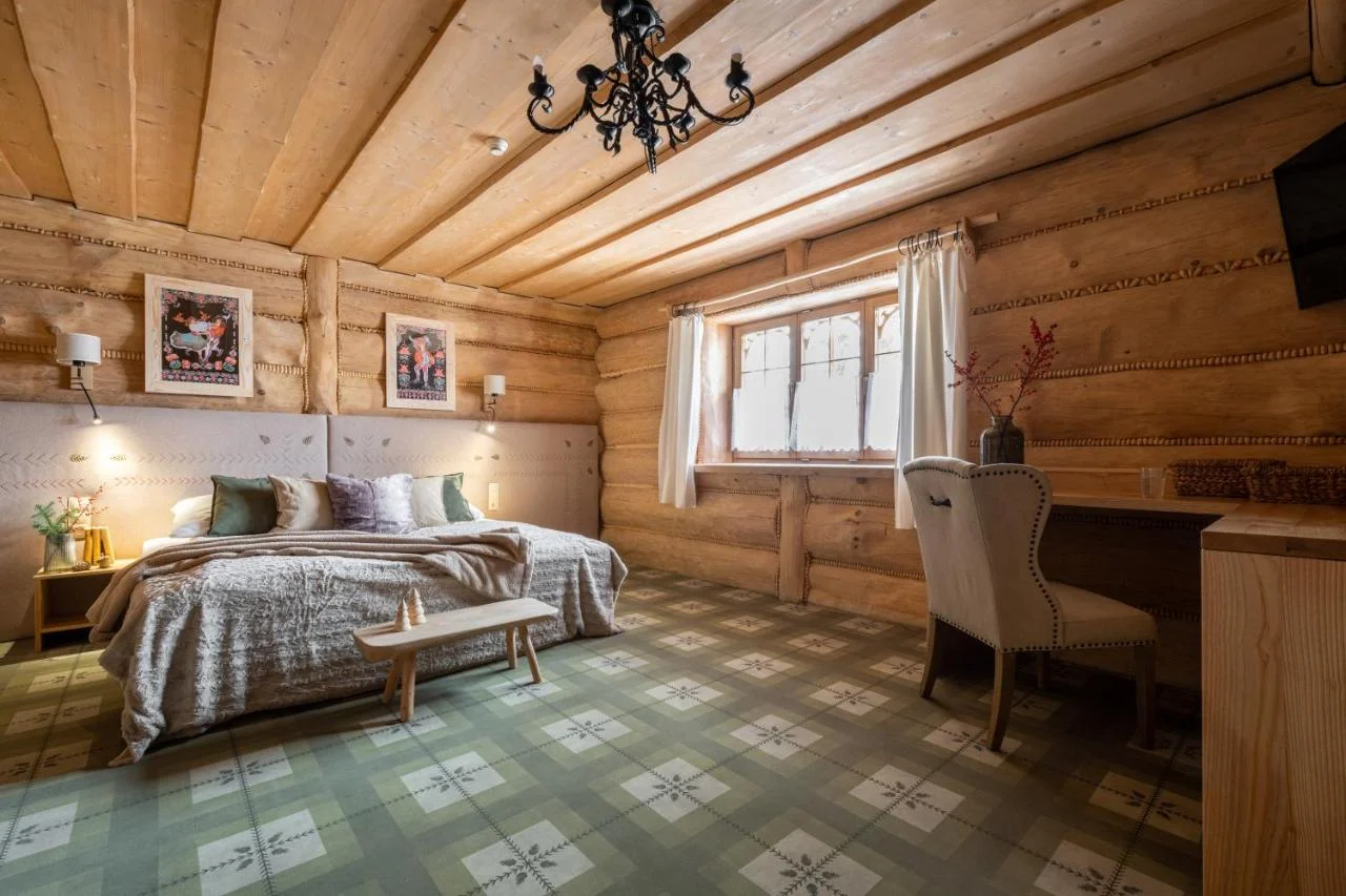 Dovolená v Zakopaném: autentické pokoje nebo apartmány, snídaně i privátní wellness
