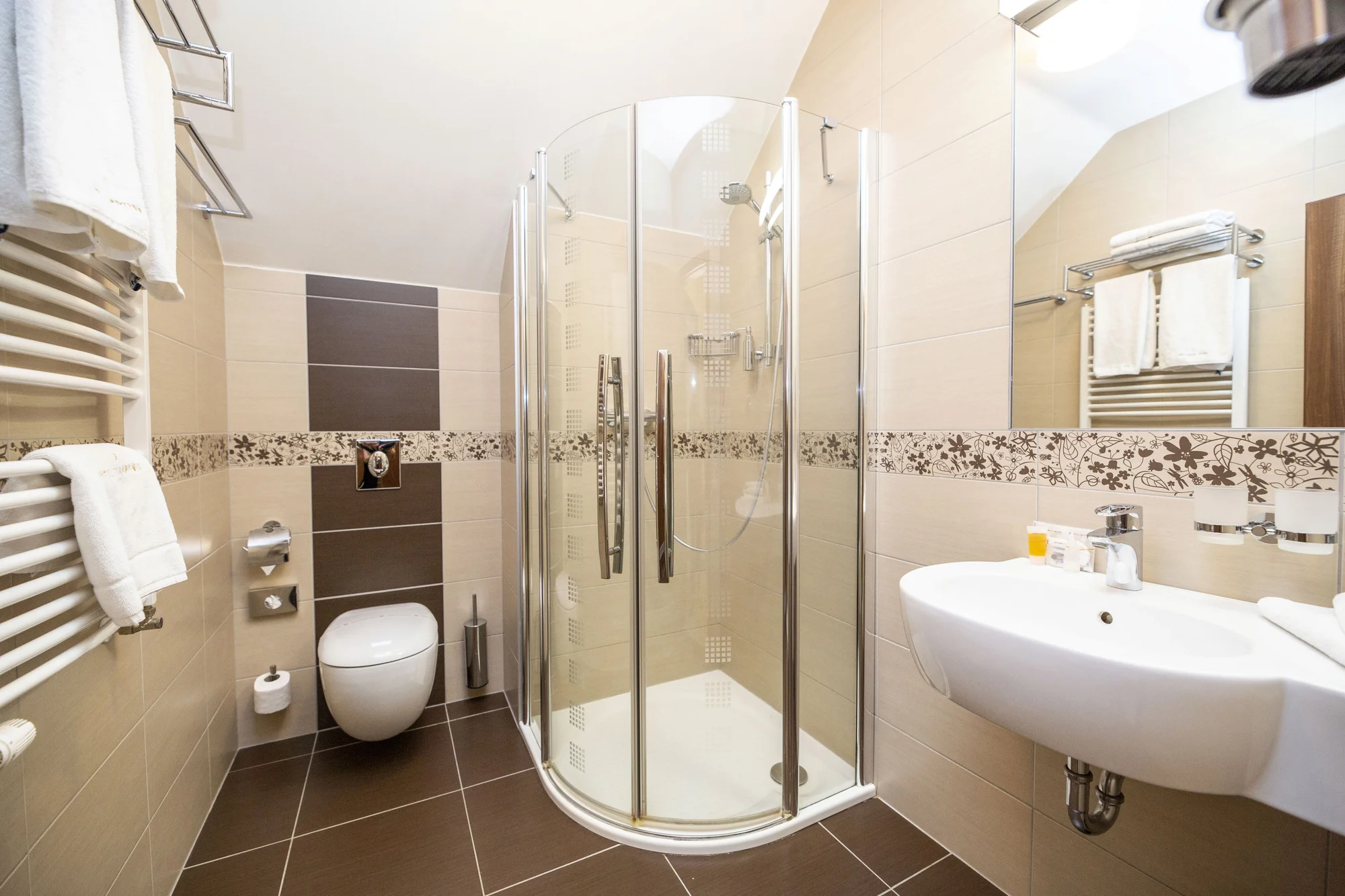 4* pobyt u pivovaru Černá Hora: snídaně i večeře, neomezený wellness, pivní lázně i masáže