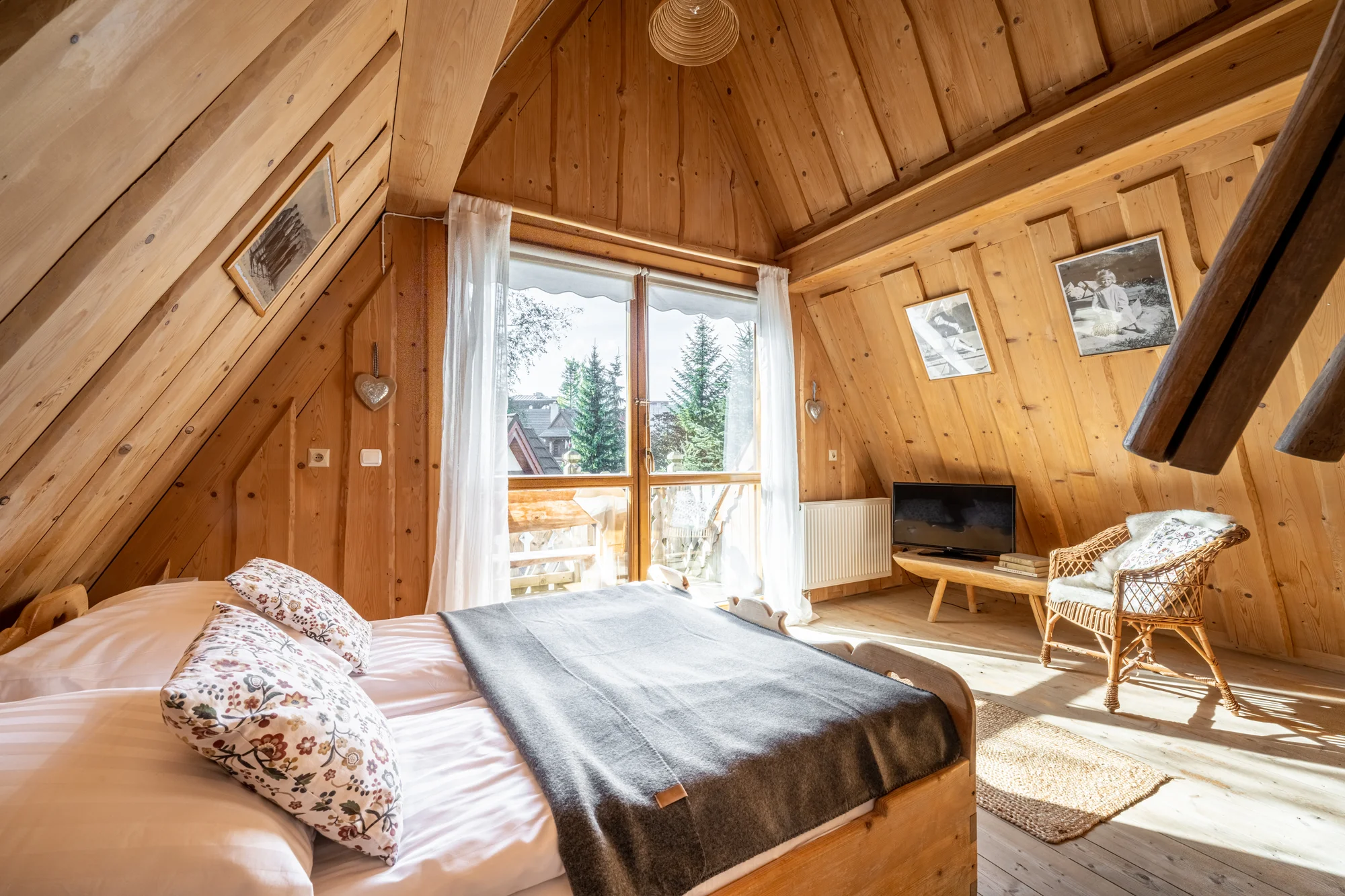 Dovolená v Zakopaném: autentické pokoje nebo apartmány, snídaně i privátní wellness