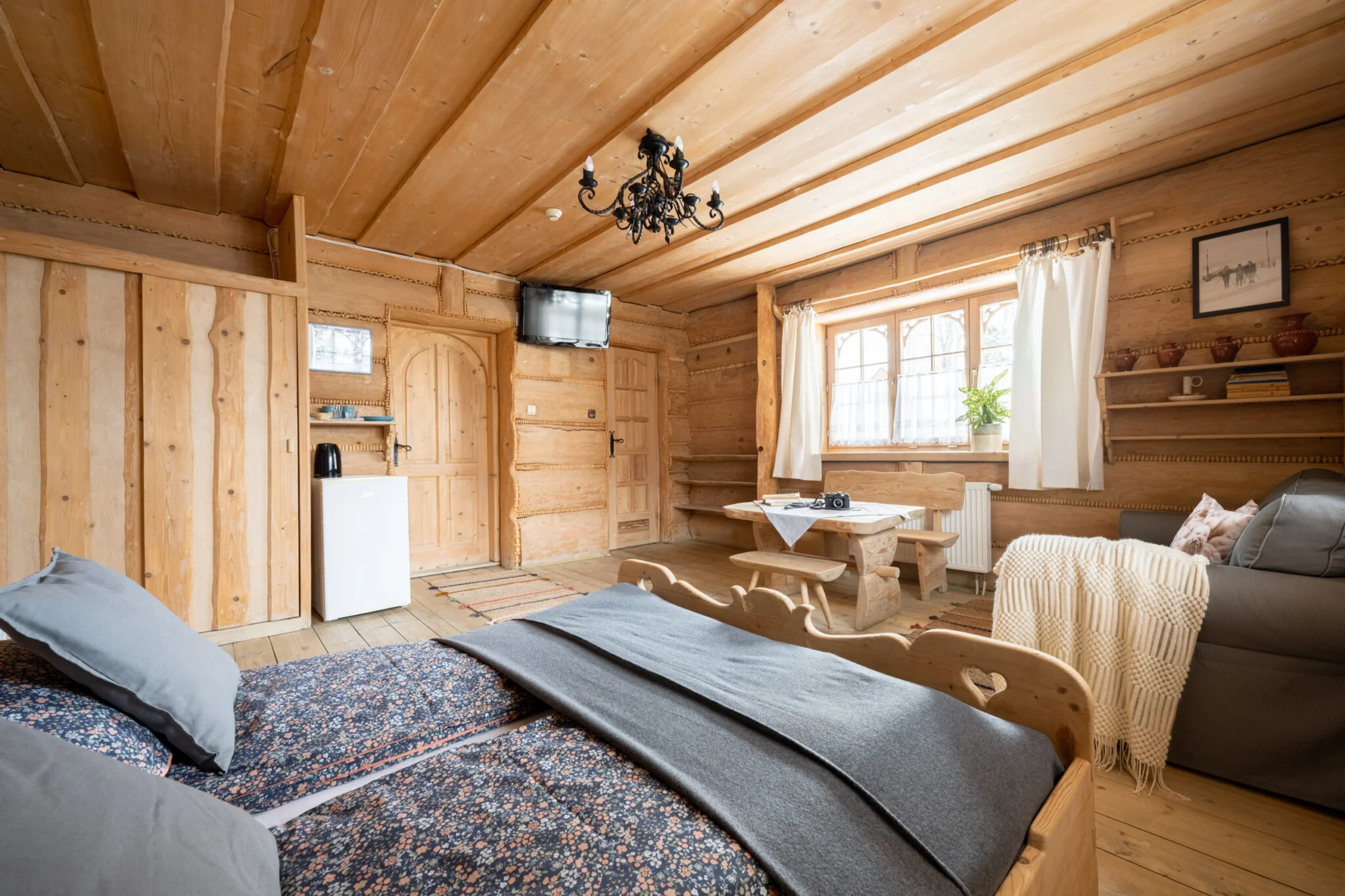 Dovolená v Zakopaném: autentické pokoje nebo apartmány, snídaně i privátní wellness