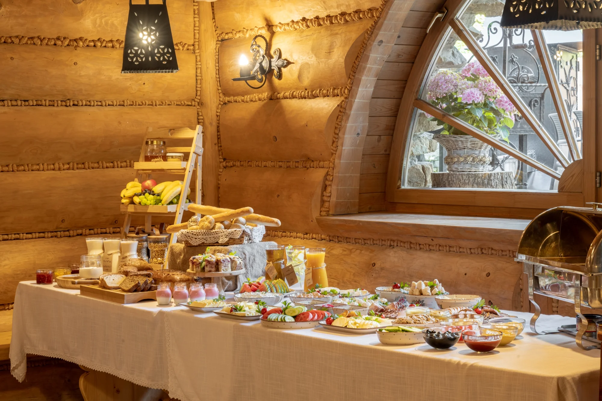 Jedinečné pokoje v Zakopaném: exkluzivní vstup do SPA a snídaně v ceně