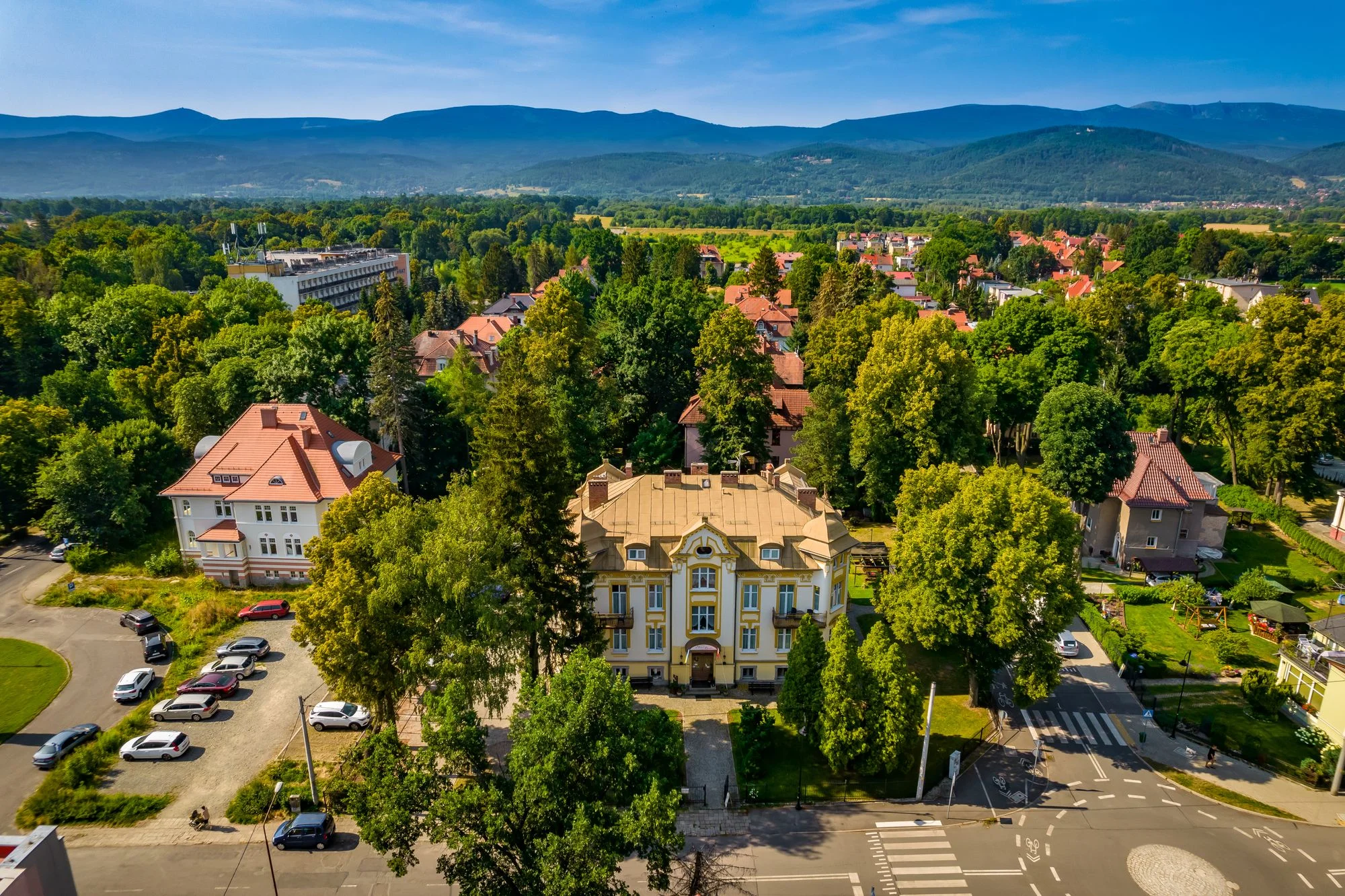 Polské lázně Jelenia Góra: 3* hotel s polopenzí a vstupy do termálů