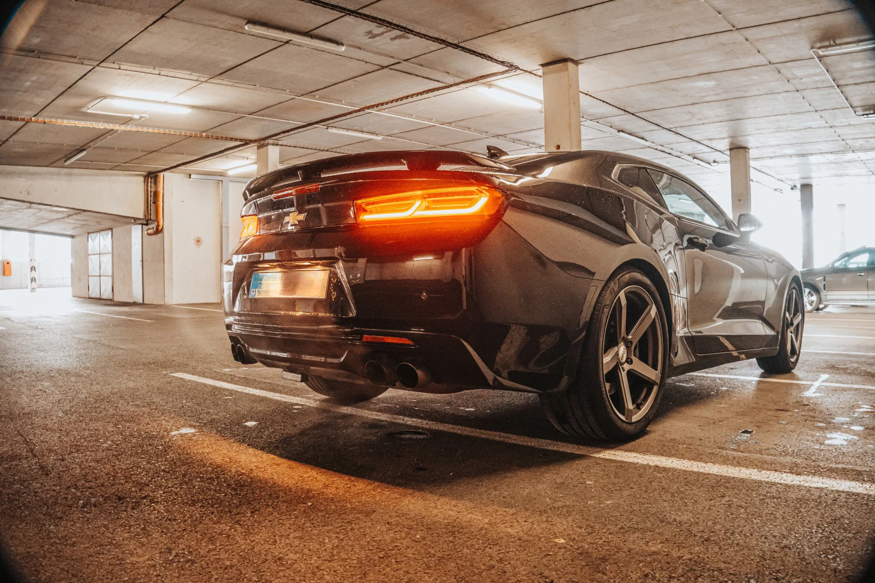 Jízda v super káře dle výběru: Challenger, Camaro nebo Mustang na15 - 50 min.