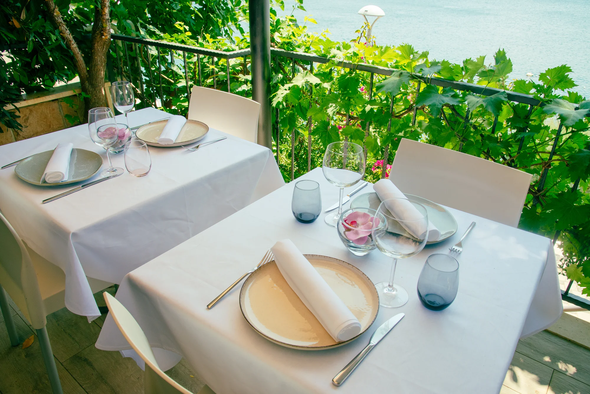 Objevte krásy Bosny a Hercegoviny: dovolená s polopenzí ve 4* hotelu s vlastní pláží i střešním bazénem