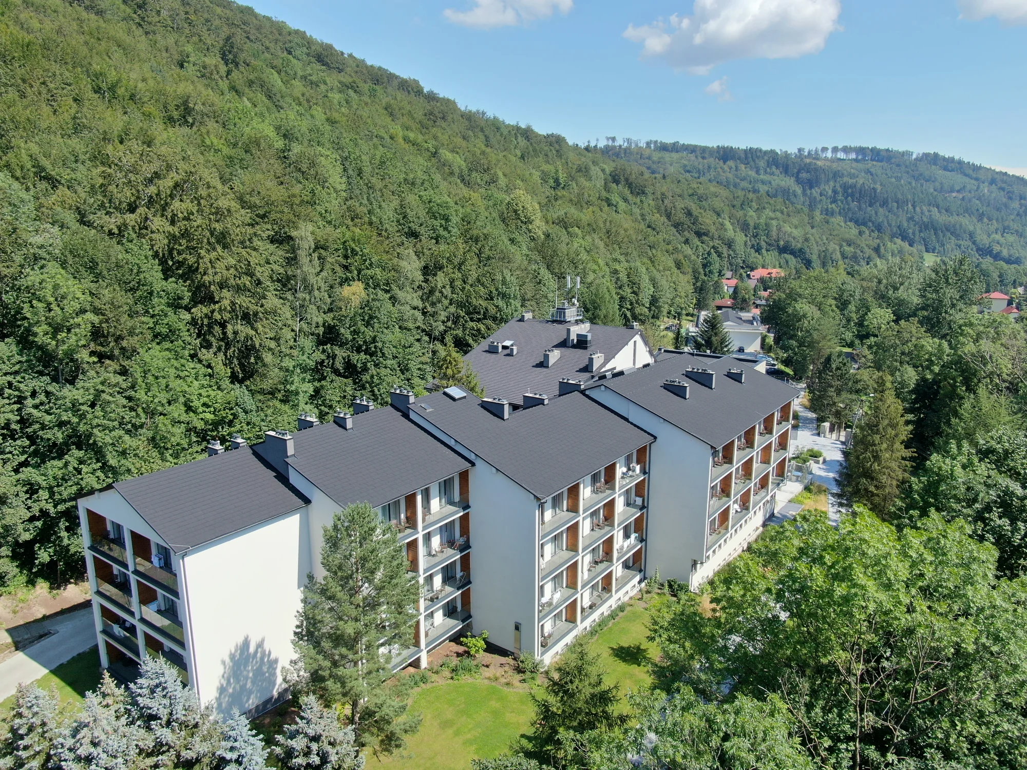Moderní hotel s výhledem na Slezské Beskydy: jídlo a neomezený vstup do wellness, akce 2 děti zdarma