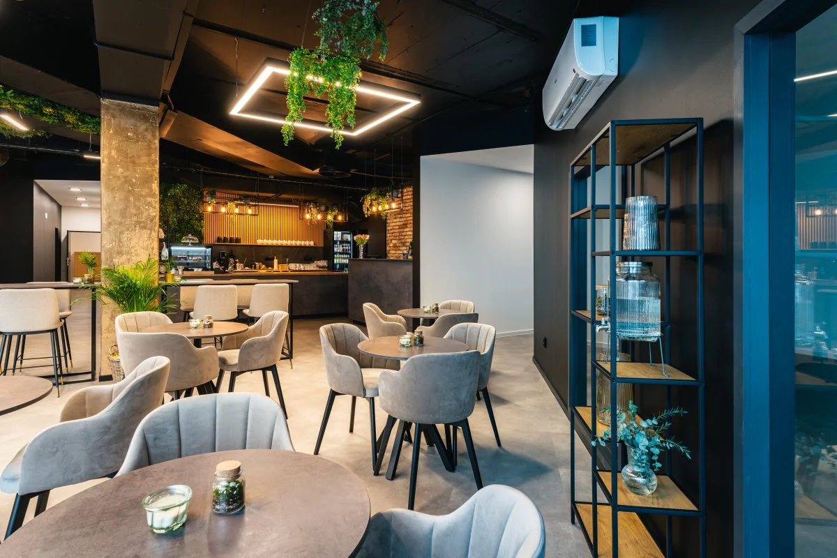 Nádherné solárium Cafe Garden Bobycentrum: 25 nebo 50 min. pro 1 osobu