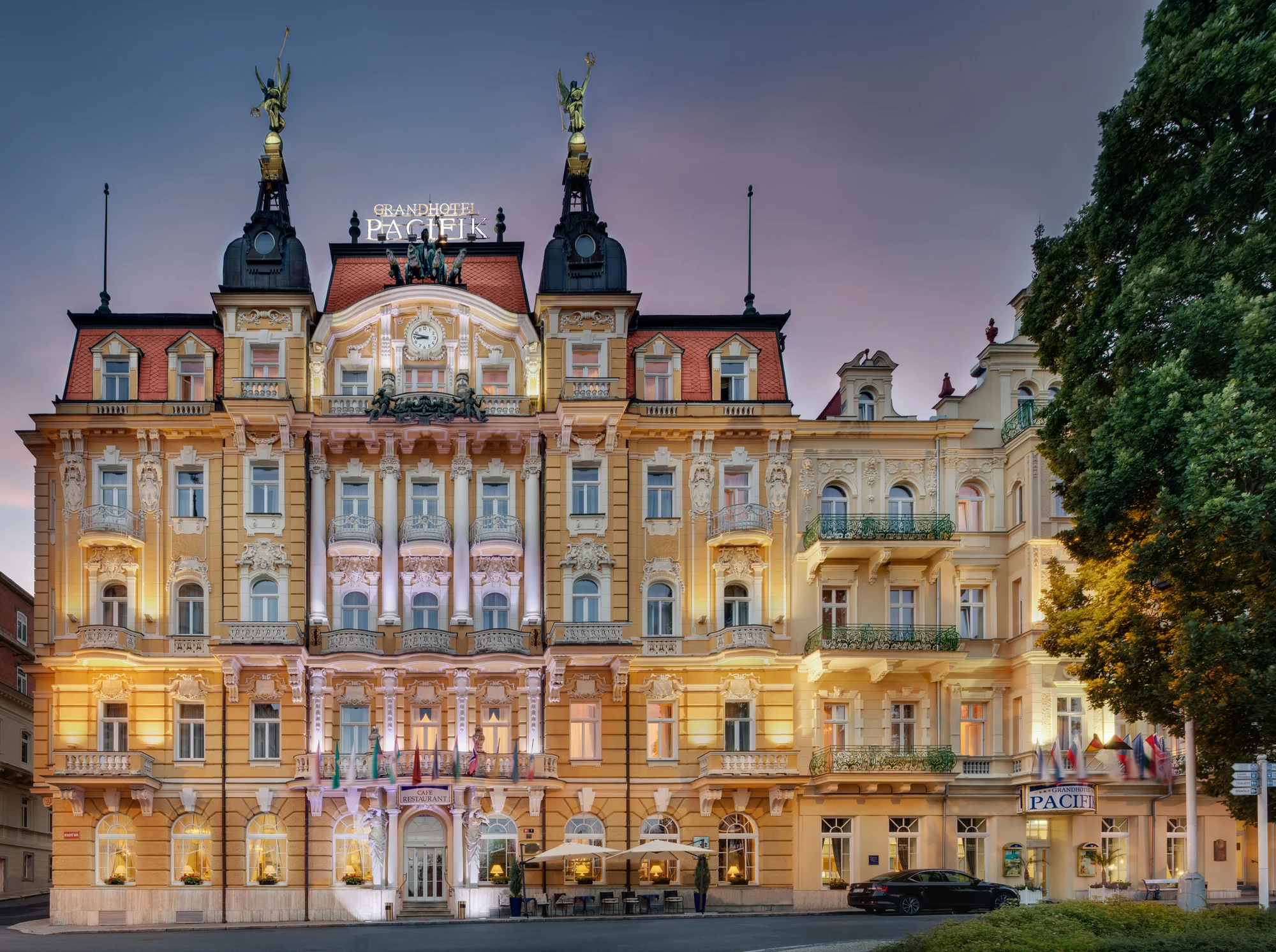Luxusní 4* hotel v Mariánkách: neomezený wellness, procedury i polopenze