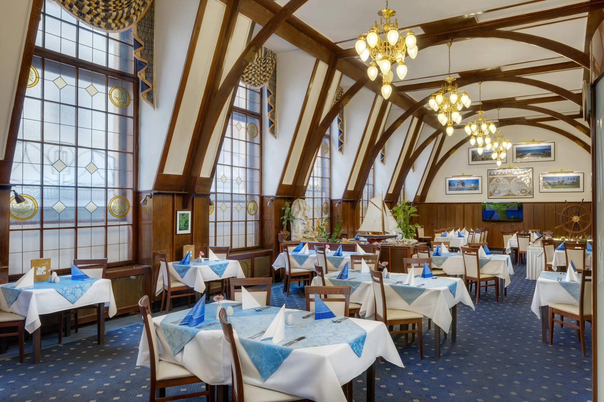 Luxusní 4* hotel v Mariánkách: neomezený wellness, procedury i polopenze