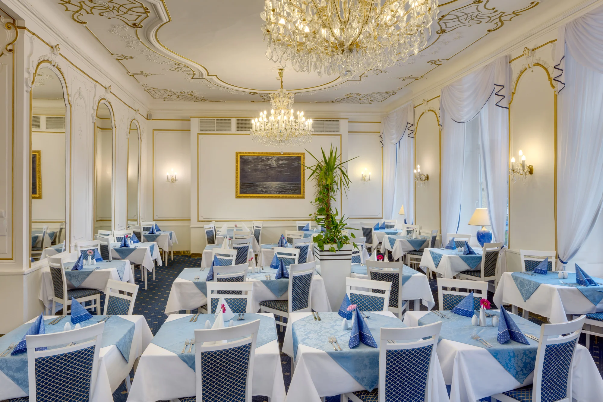 Luxusní 4* hotel v Mariánkách: neomezený wellness, procedury i polopenze
