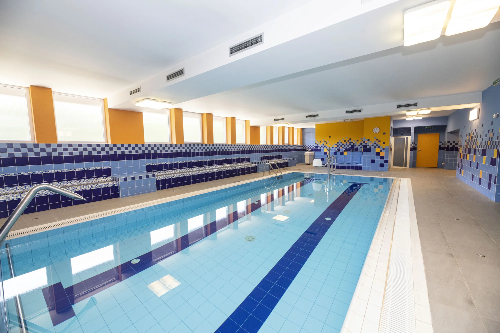 Relaxační pobyt v Rožnově pod Radhoštěm: snídaně i polopenze, sauna a bazény, masáž i koupel
