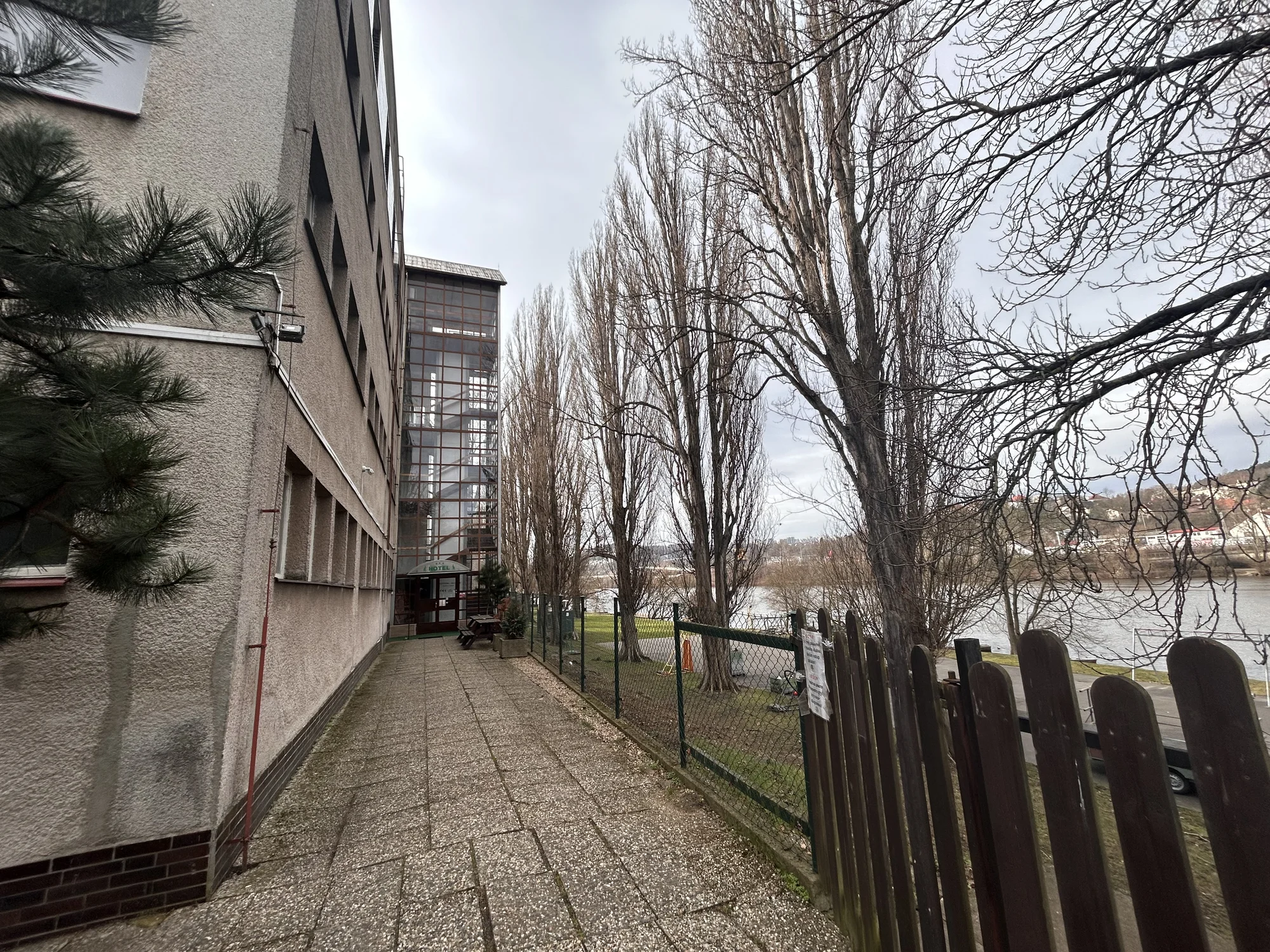 Za poznáním hlavního města: pobyt v Praze přímo u Vltavy pro 2 nebo 3 osoby