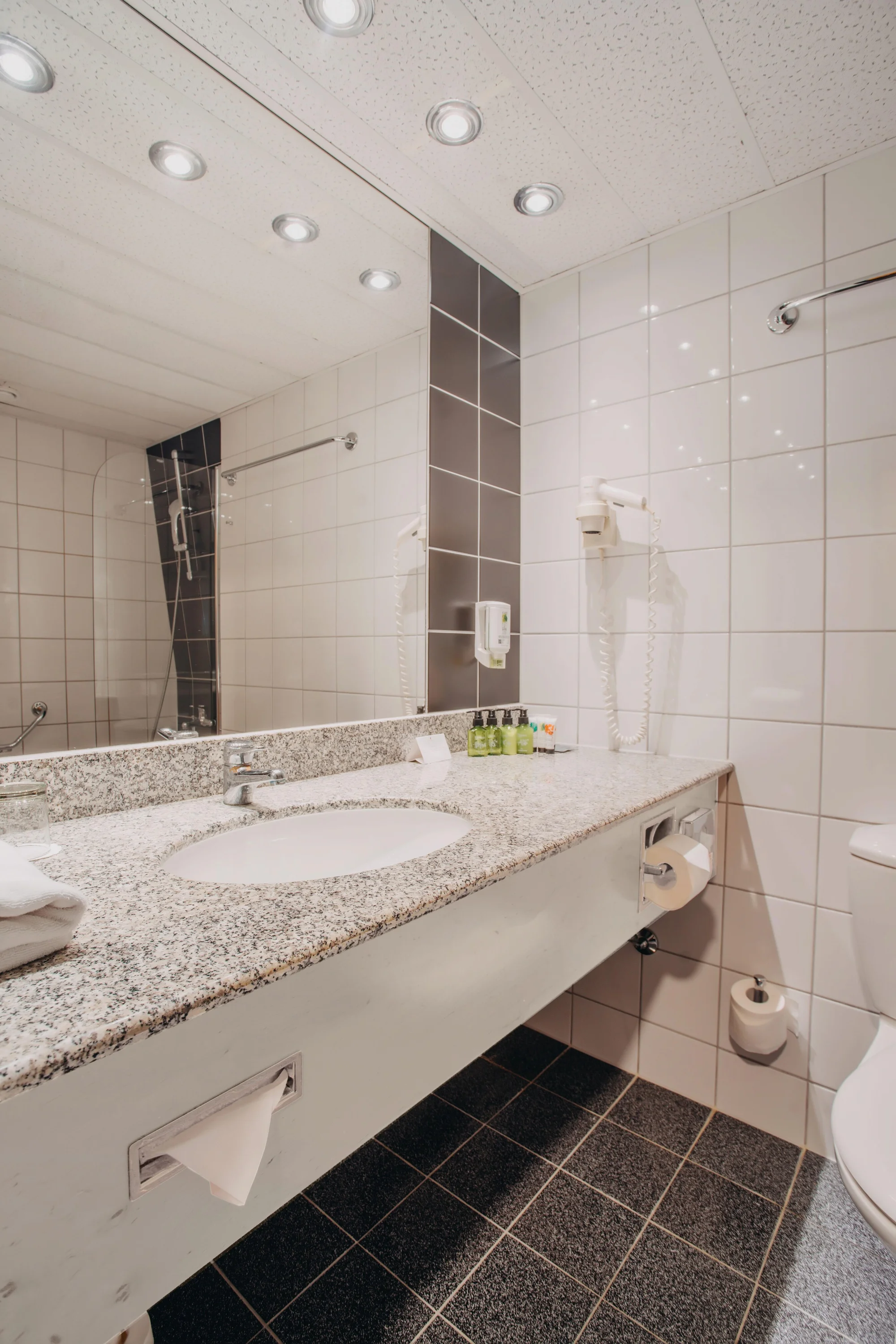 Luxusní pobyt ve 4* hotelu na Vinohradech: snídaně, fitness i možnost wellness