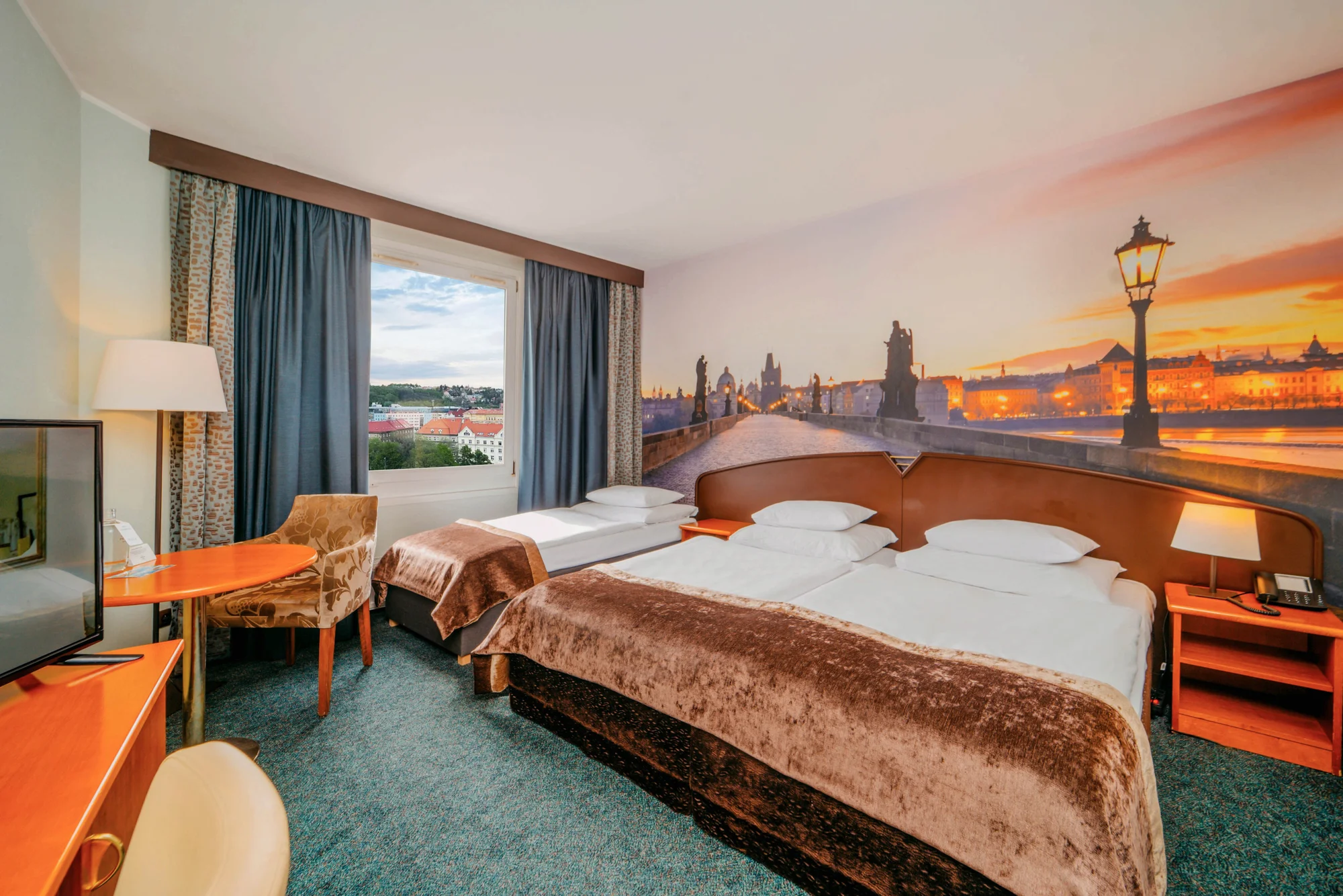 4* trendy hotel se snídaní: blízko zoo, skvělá dostupnost do centra