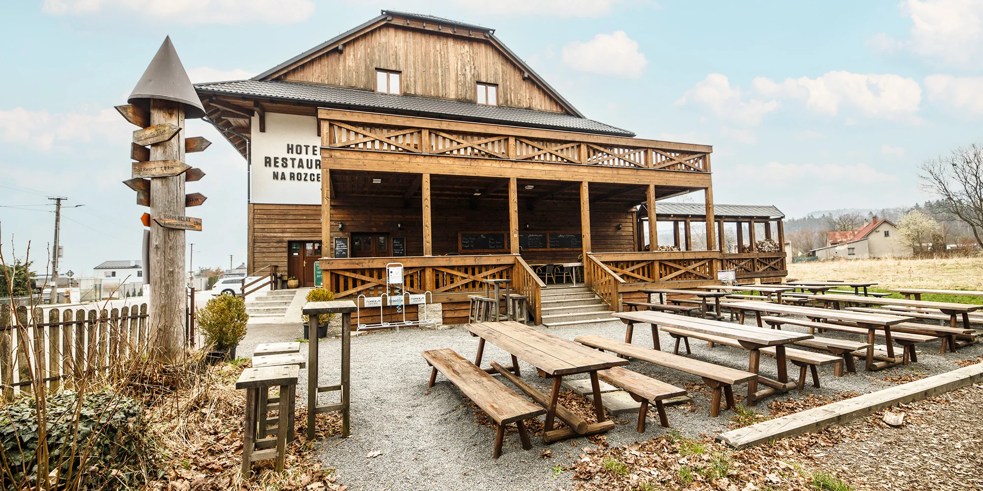 Na týden do Beskyd: bufetové snídaně, moderní pokoje i pěší turistika a výšlapy
