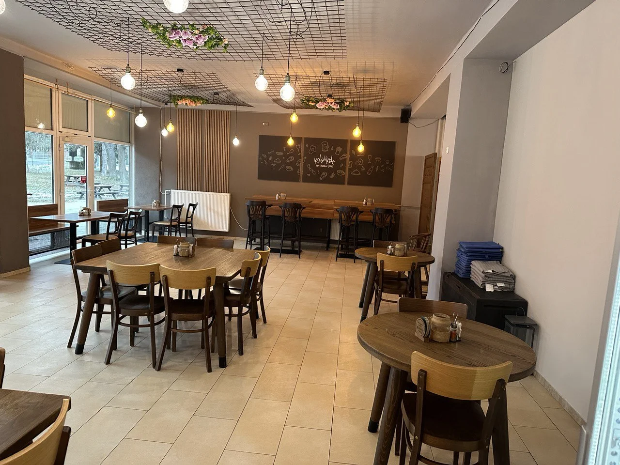 Otevřené vouchery na jídlo v hodnotě 600 nebo 1200 Kč do indické restaurace Royal Indian