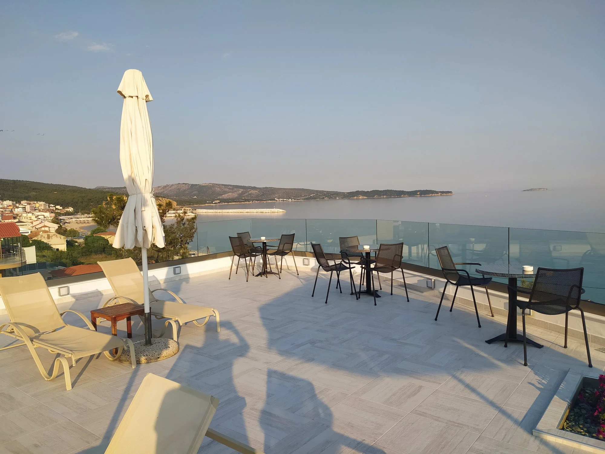 Řecký ostrov Thassos: Hotel Antonios*** se snídaní či polopenzí a venkovním bazénem, letenky v ceně