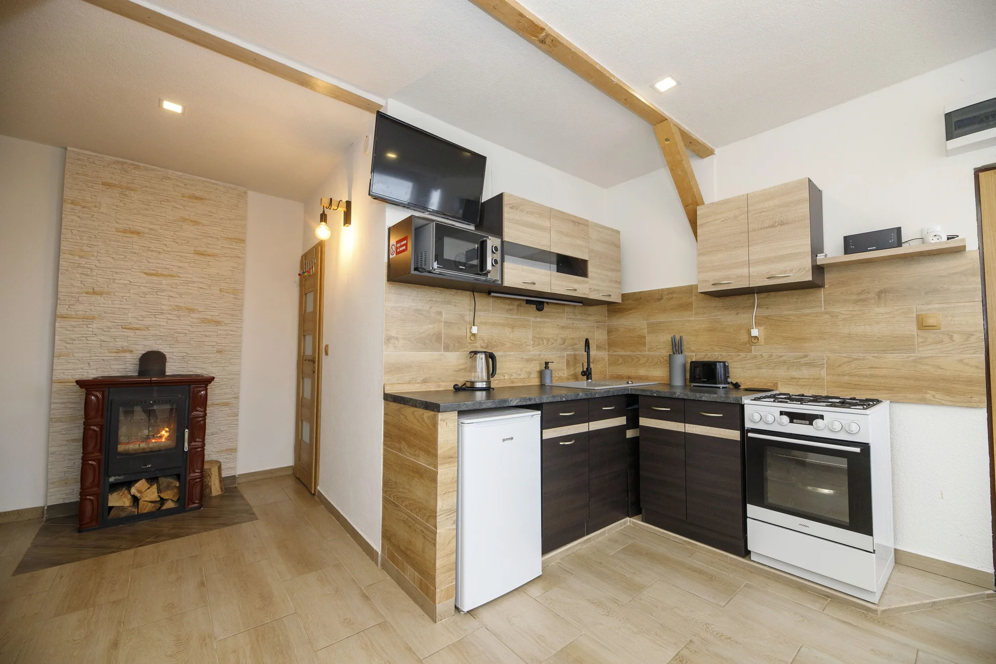 Až 8 dní pohody přímo u Lipna: vybavený apartmán s kuchyňkou a půjčením kol