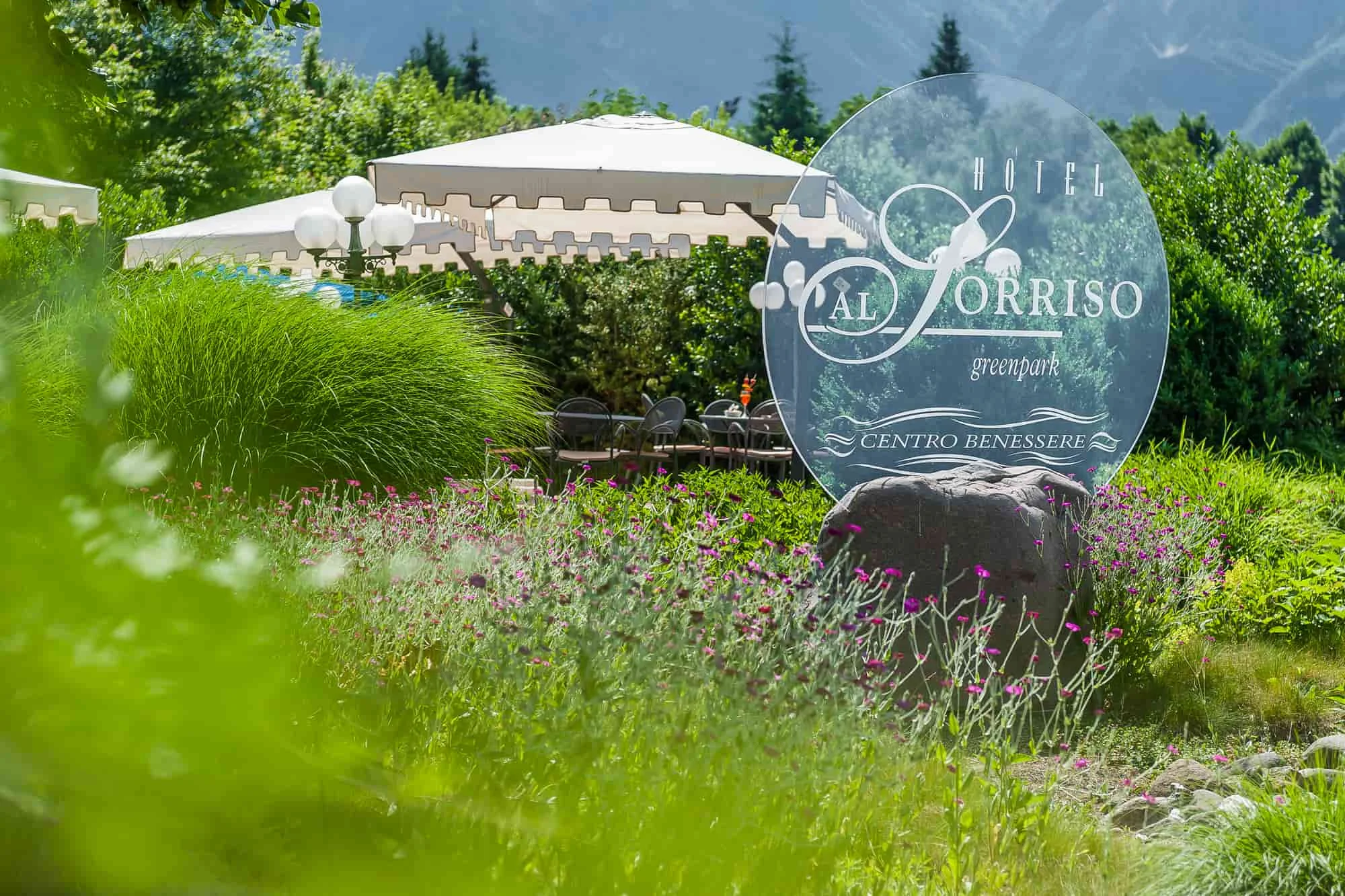 Wellness pobyt s plnou penzí v italských Alpách: hotel s bio zahradou, bazénem a spa u Terme di Levico