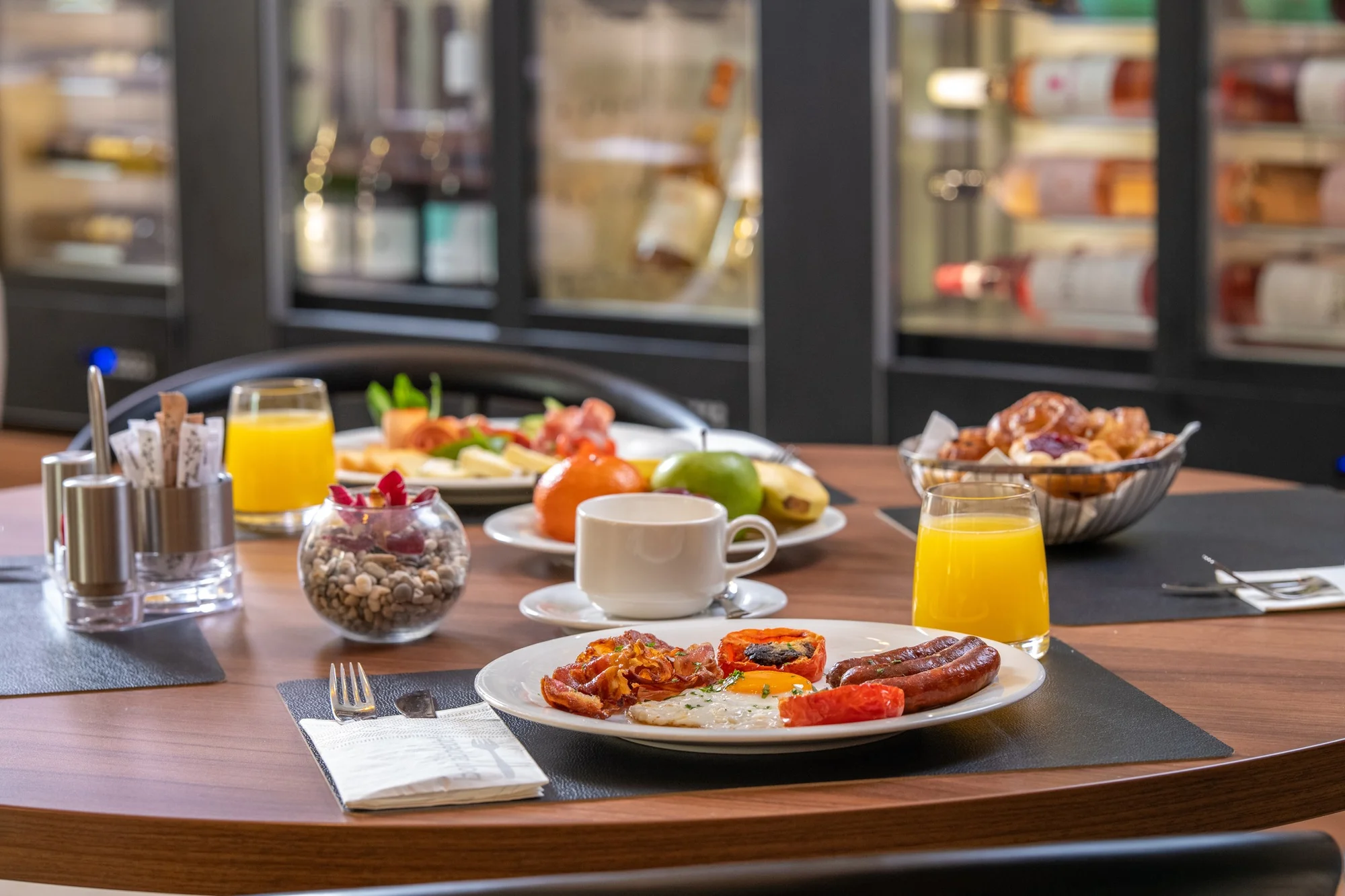 Relax v centru Budapešti: Continental Hotel se snídaněmi a neomezeným wellness
