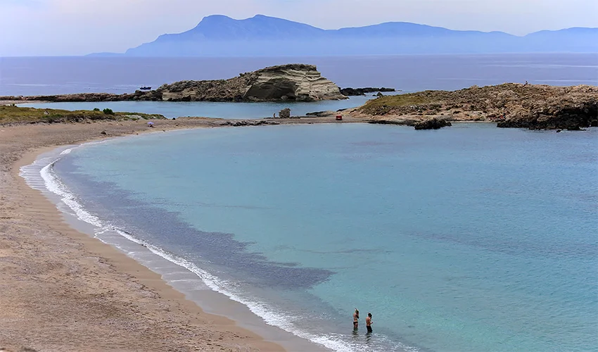 Letecký zájezd na řecký Karpathos: apartmánový dům Corali, bez stravy, 180 m od pláže