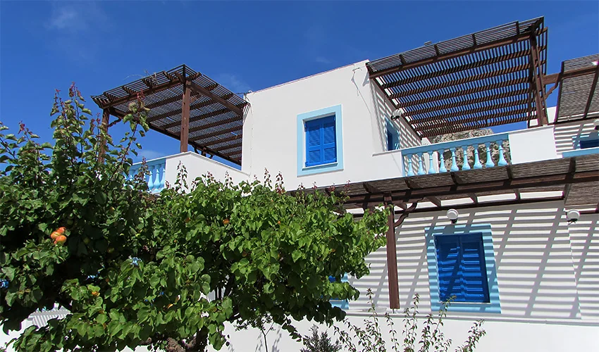 Letecký zájezd na řecký Karpathos: apartmánový dům Corali, bez stravy, 180 m od pláže