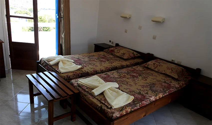 Letecký zájezd na řecký Karpathos: apartmánový dům Corali, bez stravy, 180 m od pláže