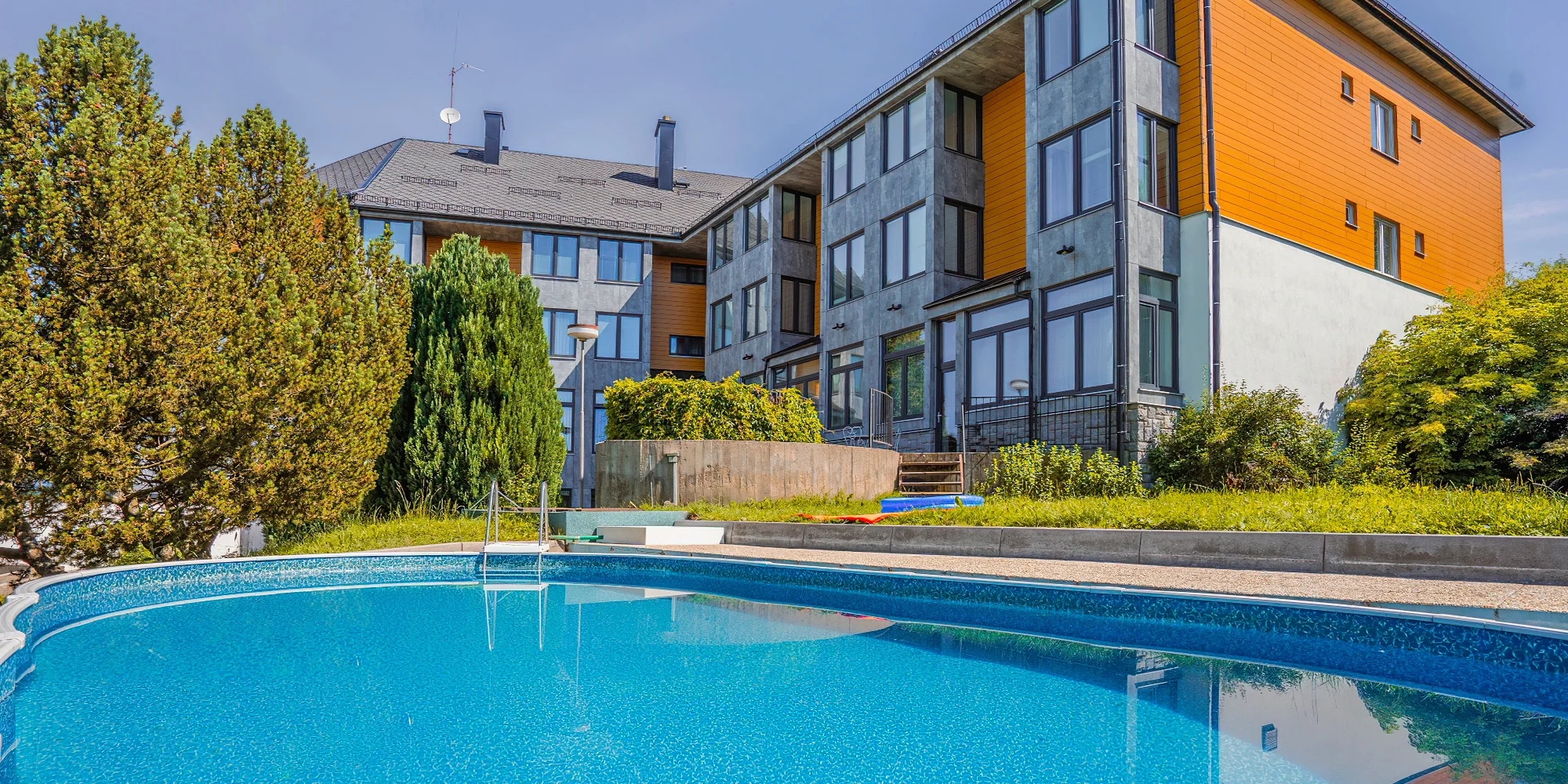 Za sportem i relaxem na Lipno i do Rakouska - hotel se stravou