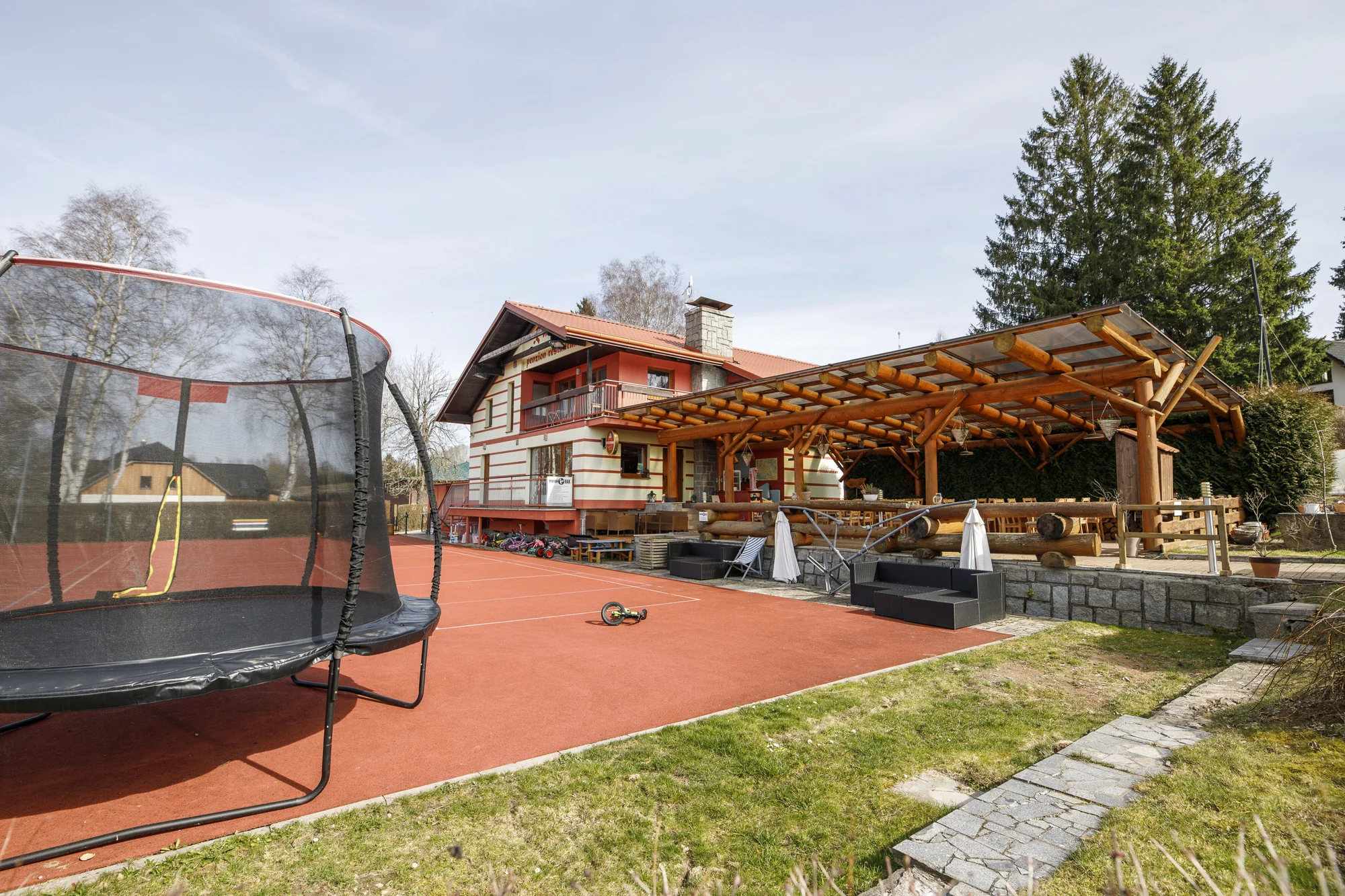 Aktivní relax na Šumavě: krásný penzion s výtečnou polopenzí i wellness