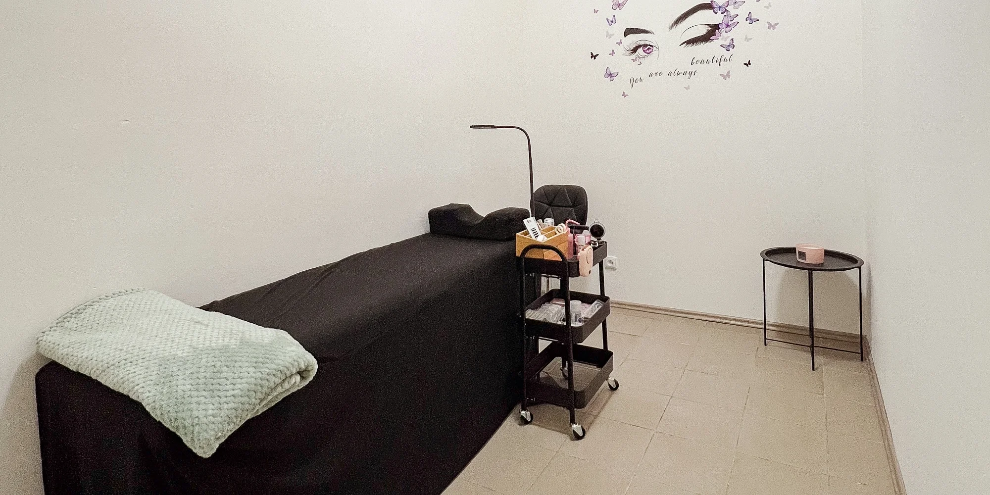 Prodloužení řas: od přirozené metody řasa na řasu až po velký objem 8D