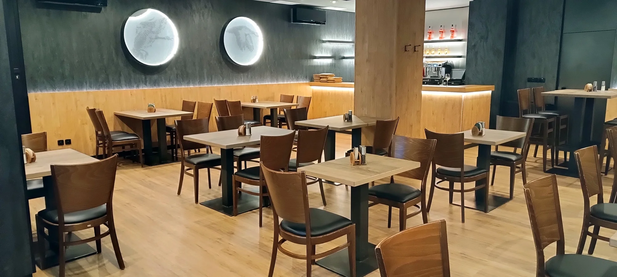 Seznamovací akce v Praze a Brně: speed dating, seznamte se naživo