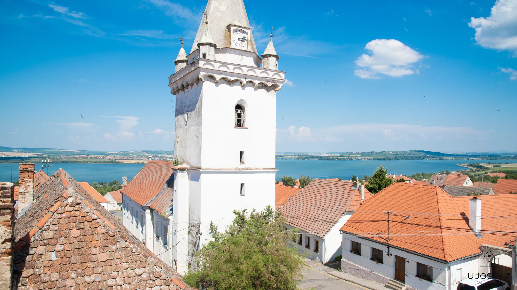 Zážitkový pobyt v srdci Pálavy včetně degustace místních vín v historickém sklípku