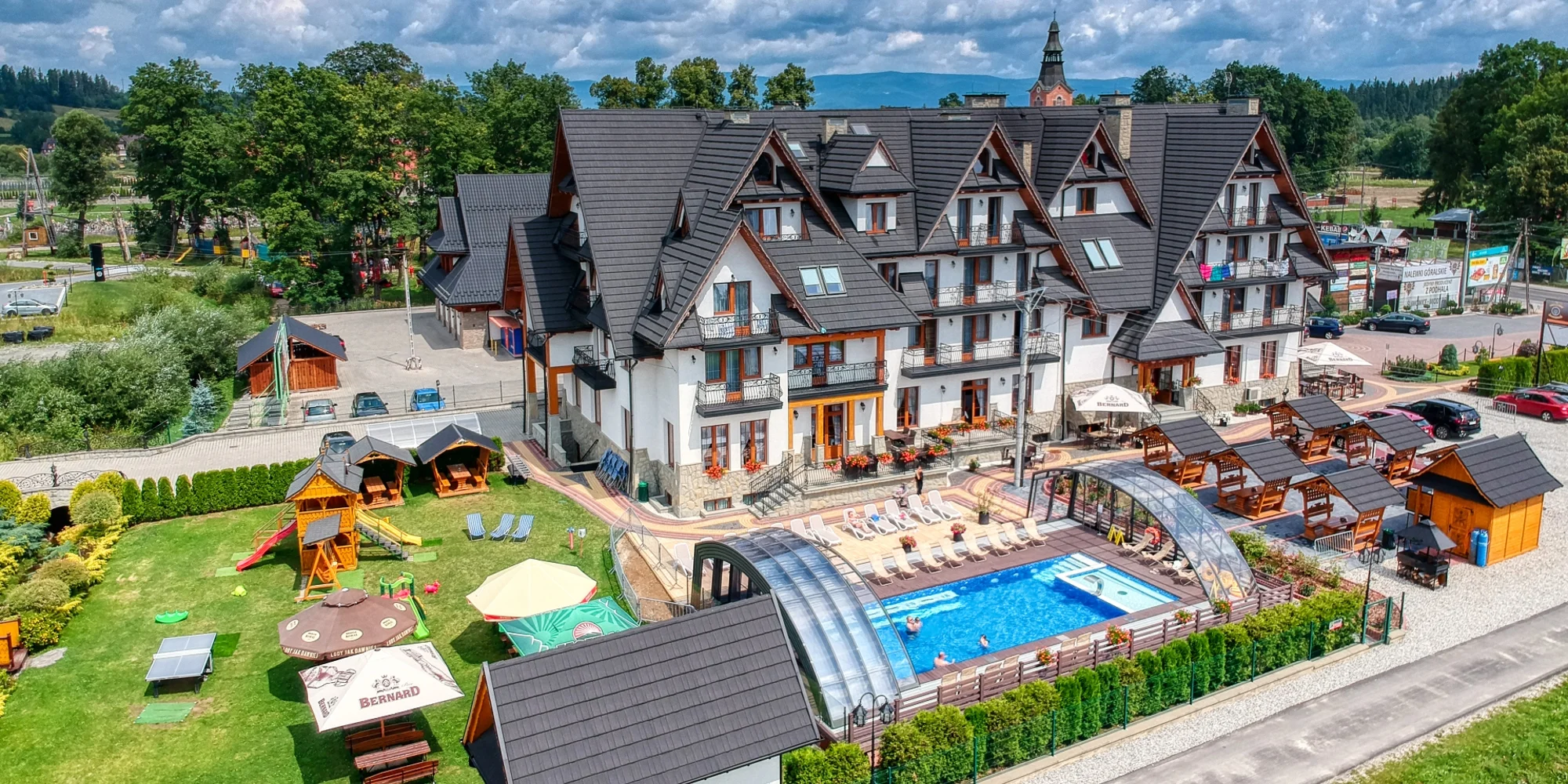 Nabitý relaxační pobyt u Terma Bania: snídaně a večeře, neomezený wellness