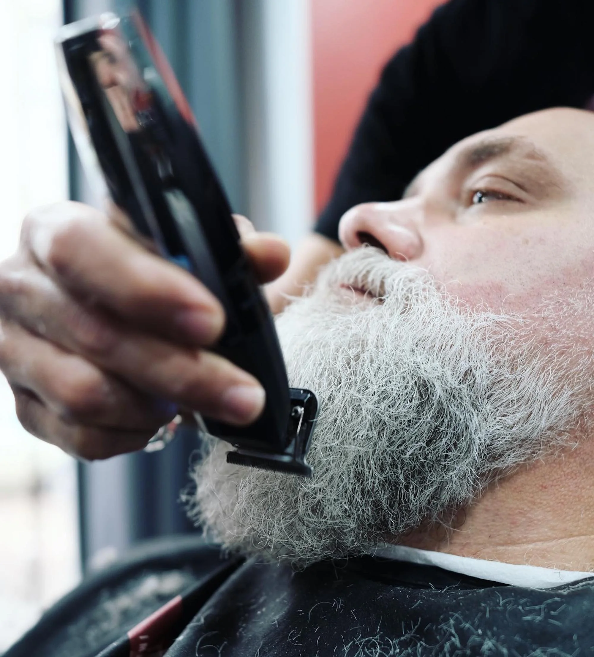 Pánský střih, úprava vousů i VIP balíček v tradičním perském barbershopu