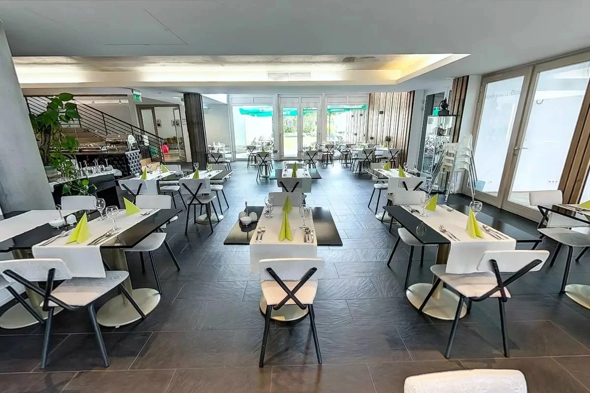 Wellness pobyt přímo u Balatonu s polopenzí a ochutnávkou vína