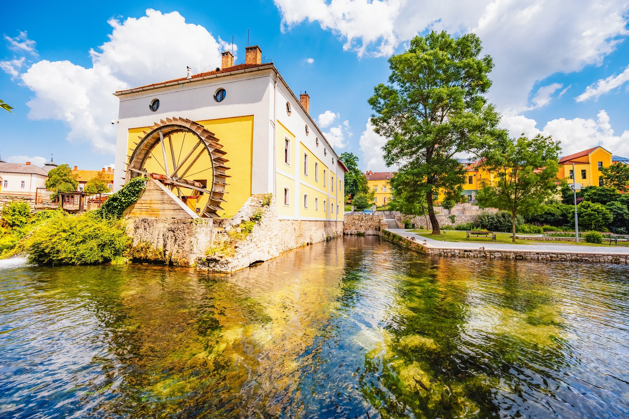 Wellness pobyt přímo u Balatonu s polopenzí a ochutnávkou vína