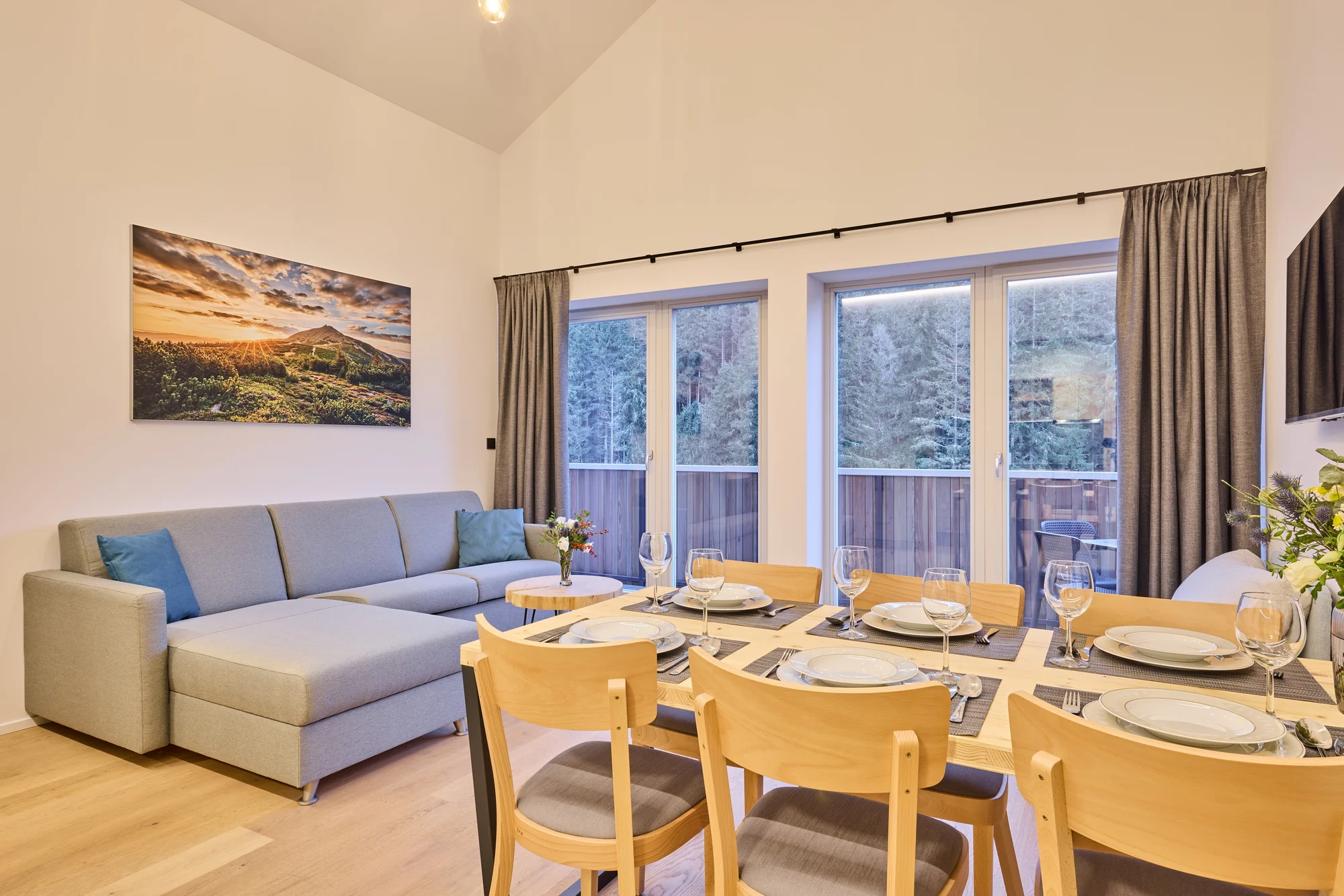 Moderní apartmány v Peci pod Sněžkou pro páry i rodiny: snídaně, wellness i slevy na lanovku