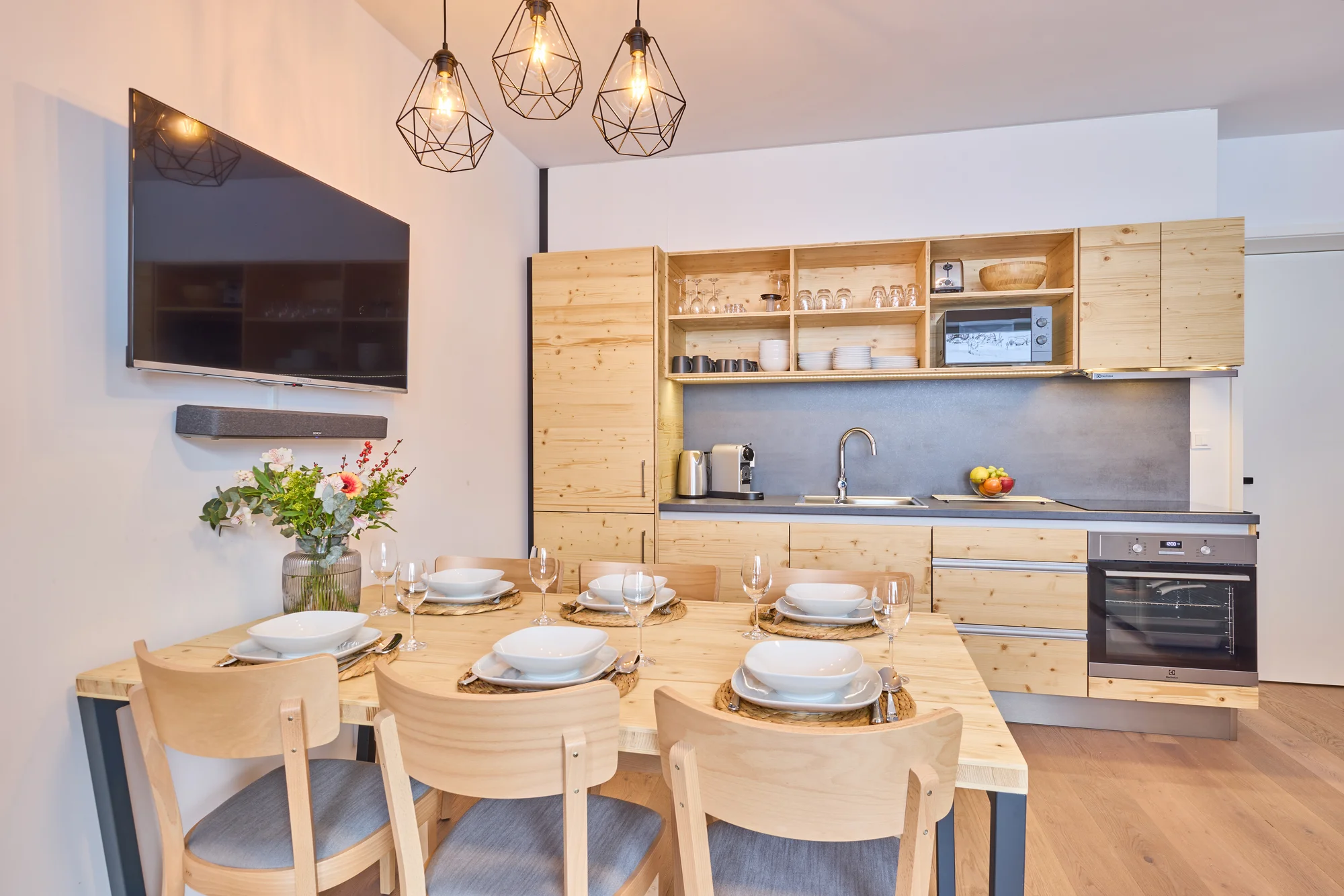 Moderní apartmány v Peci pod Sněžkou pro páry i rodiny: snídaně, wellness i slevy na lanovku