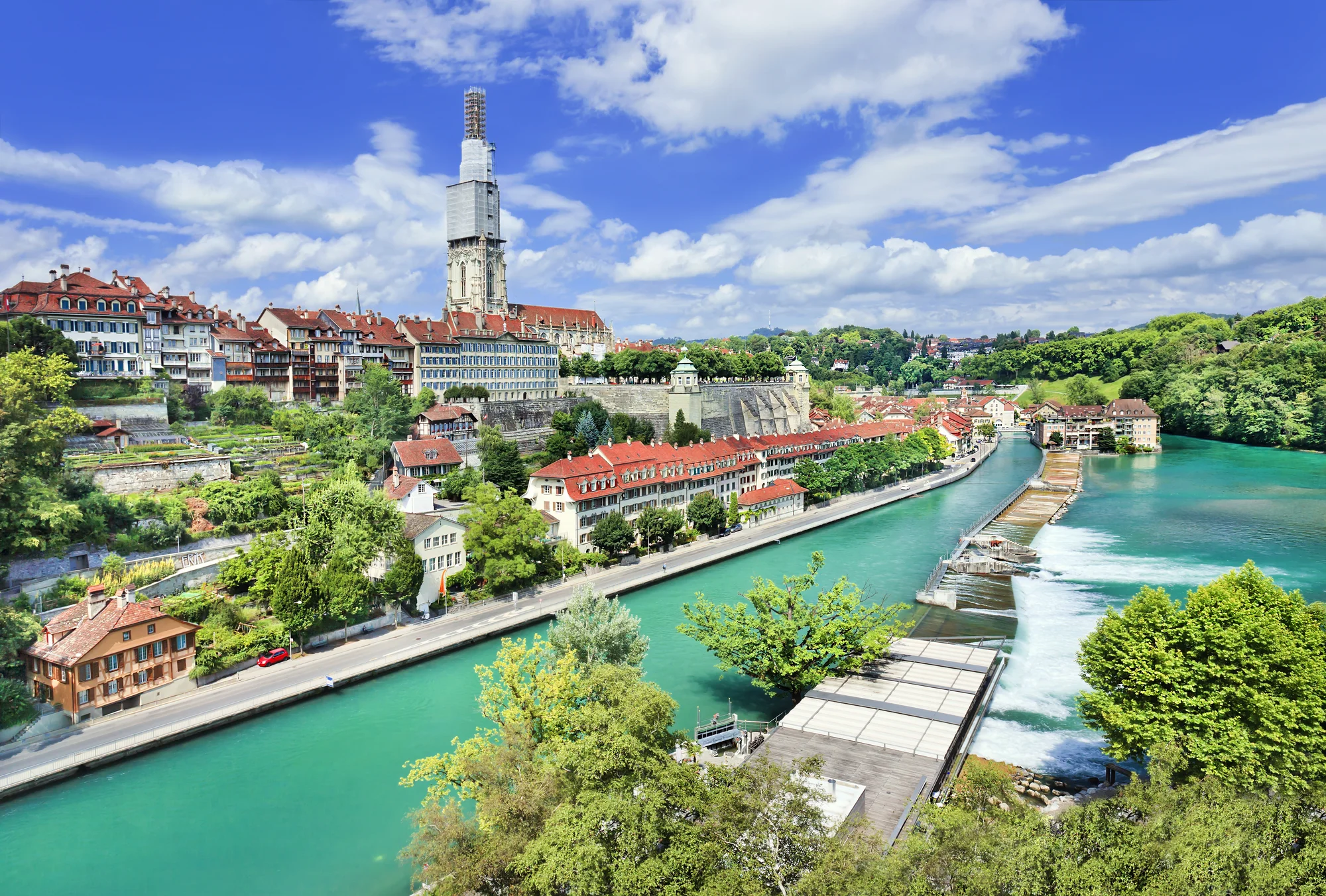 Švýcarské poklady: známé středisko Interlaken, Thun, Bern i plavba po jezeře, včetně dopravy