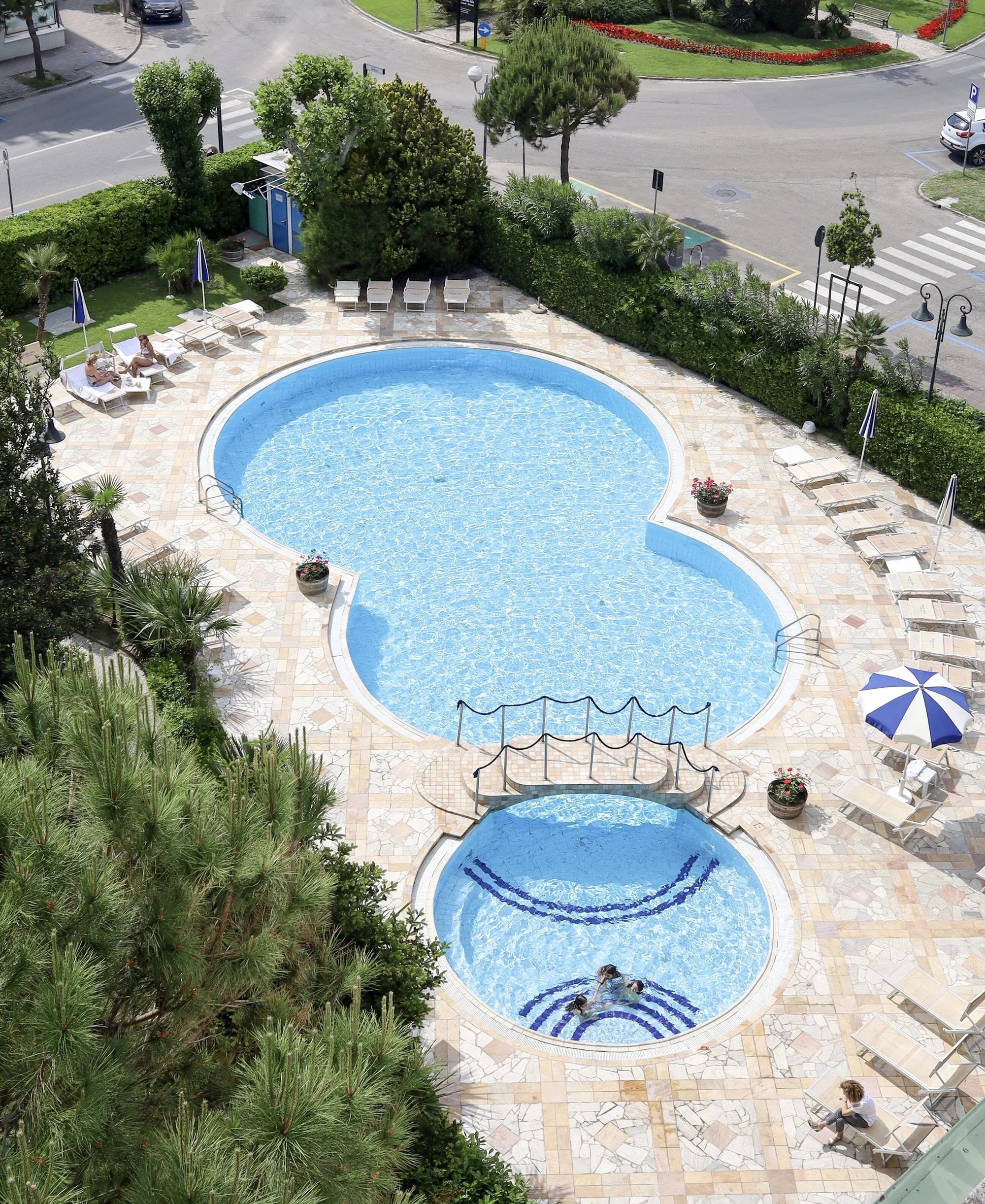 Dovolená v Itálii: 4* hotel s bazénem a vířivkou kousek od pláže i strava