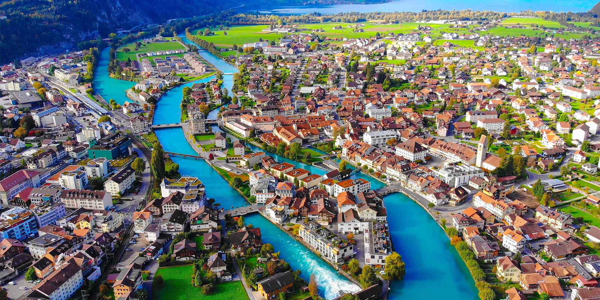Švýcarské poklady: známé středisko Interlaken, Thun, Bern i plavba po jezeře, včetně dopravy