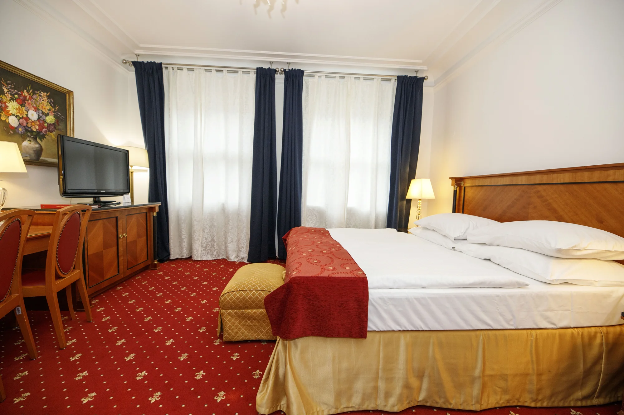 4* hotel na Starém Městě: snídaně v ceně a Karlův most za rohem