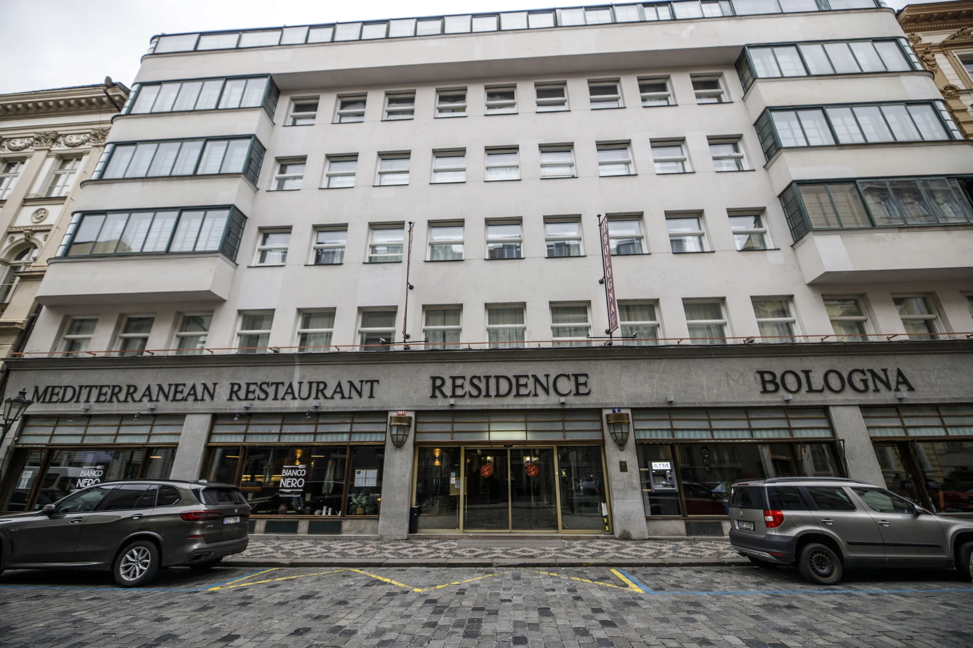 4* hotel na Starém Městě: snídaně v ceně a Karlův most za rohem
