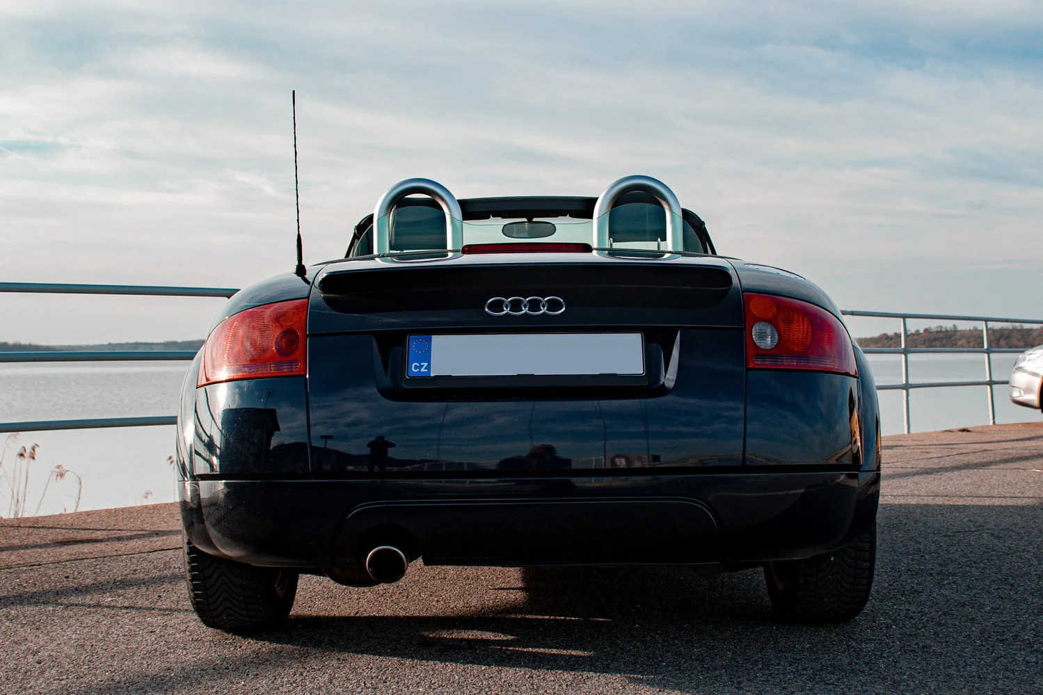 Road trip kabrioletem na 1 až 14 dní: pronájem nadupaného Audi TT s nájezdem až 2800 km