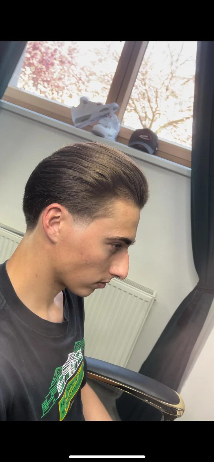 Zajděte do barberu: Klasický střih nebo střih strojkem i úprava vousů