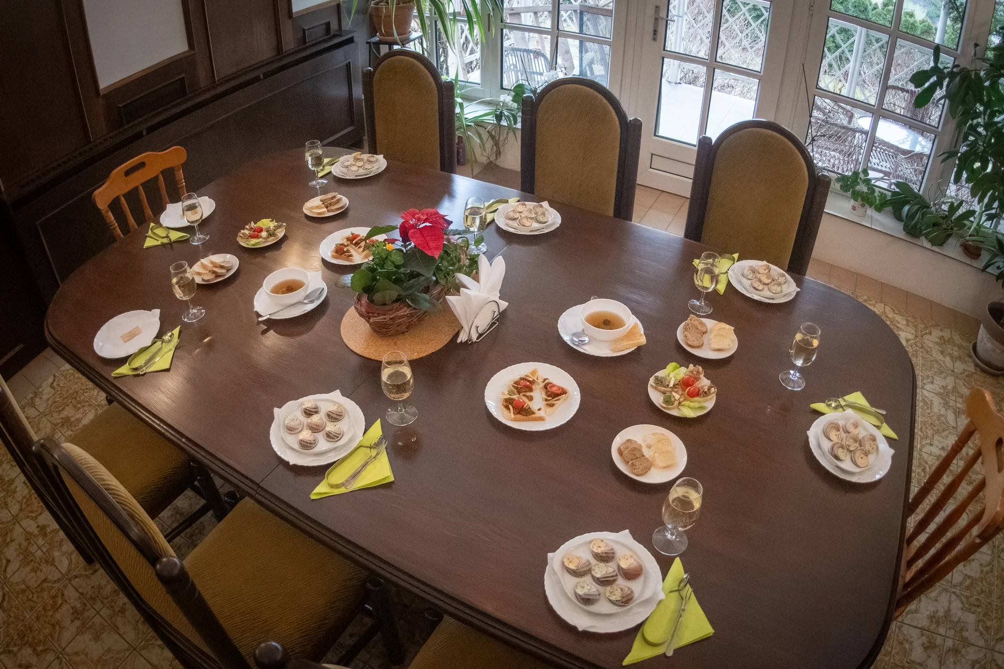 Exkurze na šnečí farmu včetně 5chodového degustačního menu s moravským vínem k tomu