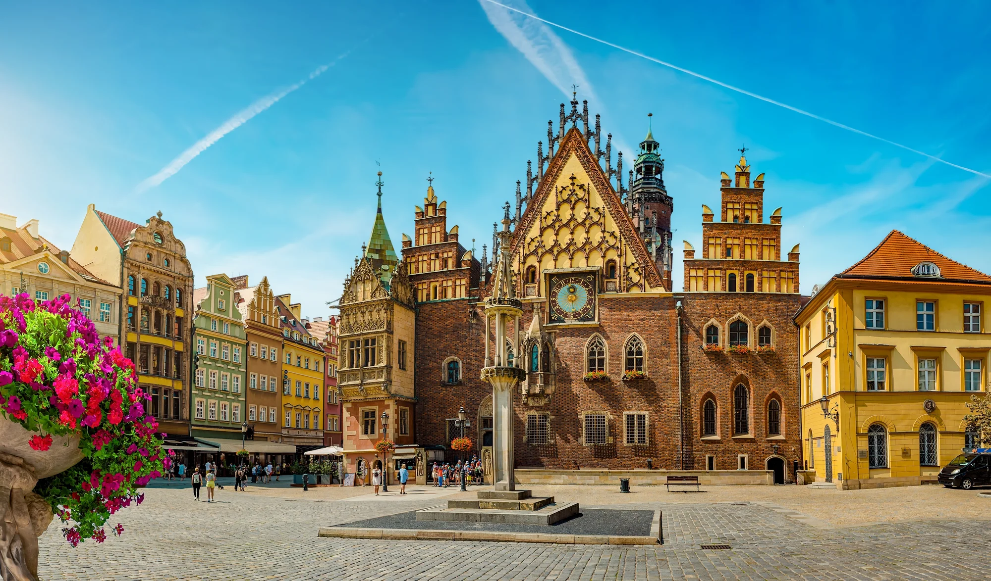 Hotel v centru Vratislavi jen 5 min pěšky od Staroměstského náměstí: wellness, snídaně či polopenze