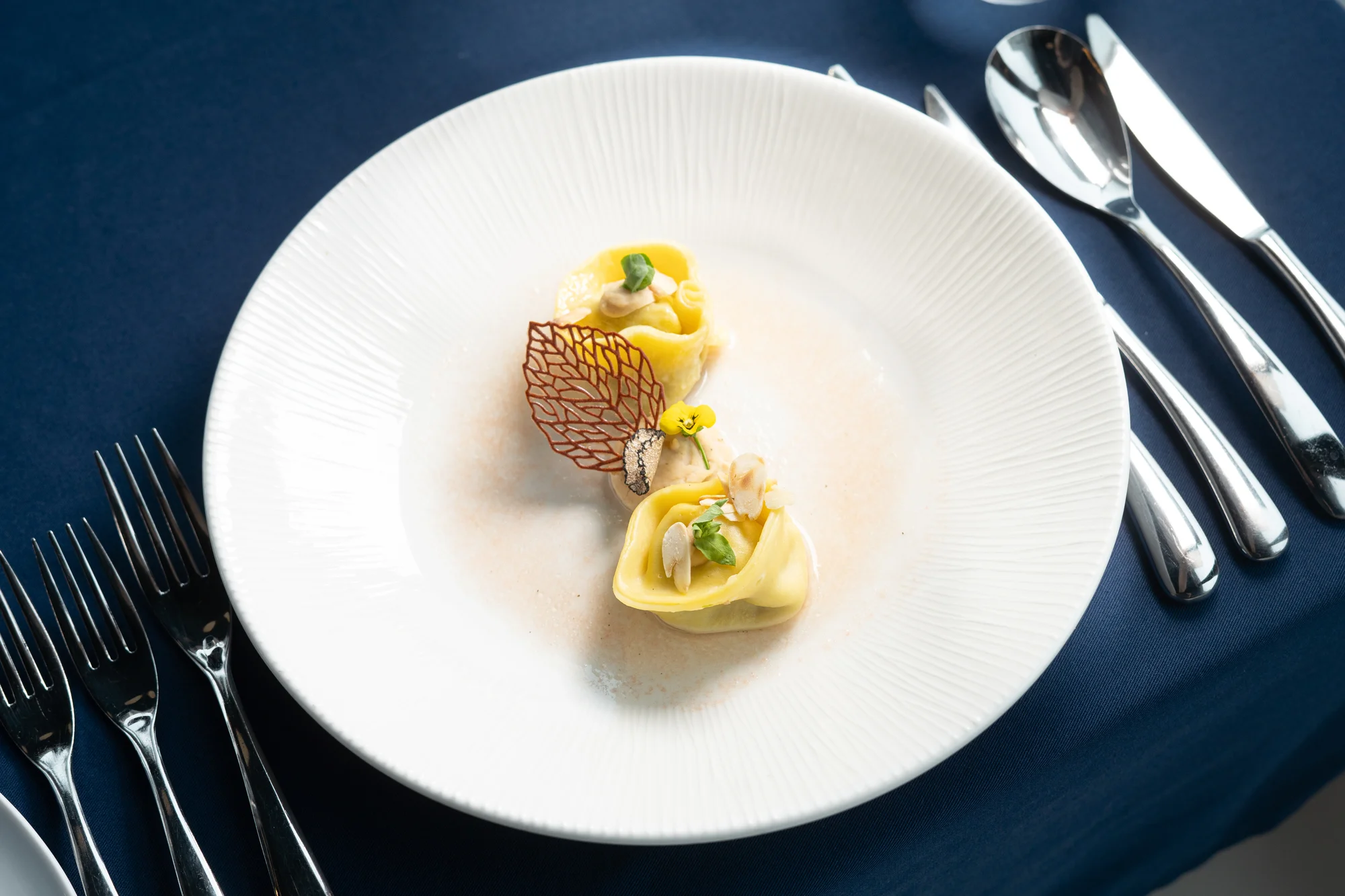 Luxusní 5chodové menu v Žižkovské věži: foie gras, siven, kachní prsa a signature cocktail