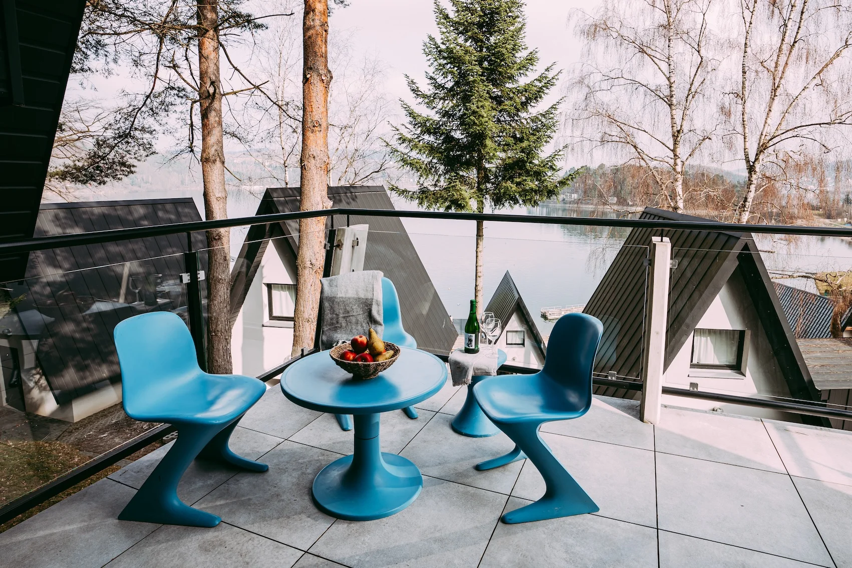 Moderní rodinný spa rezort na břehu Rožnovského jezera s wellness i jídlem